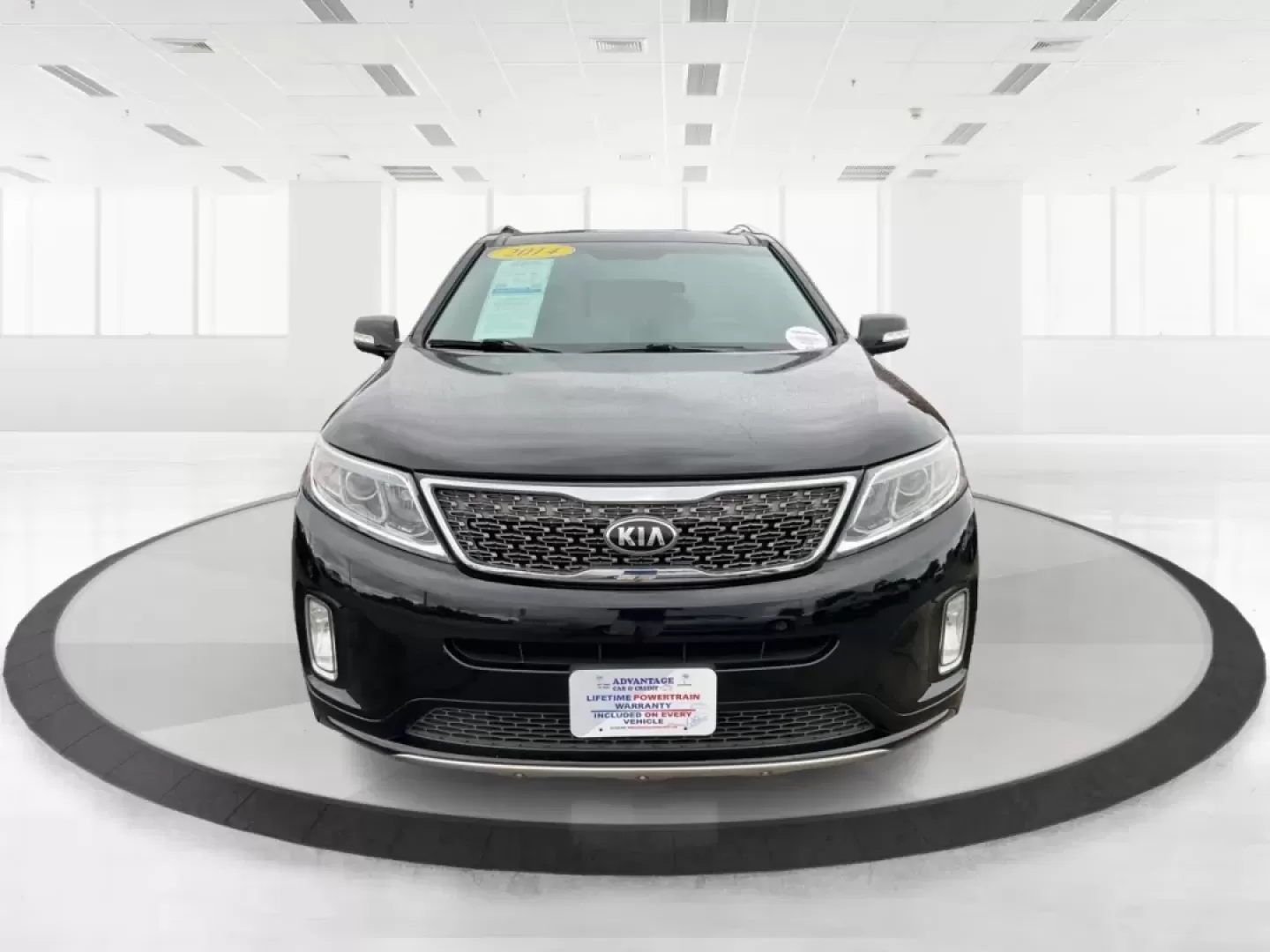 2014 Kia Sorento SX V6 AWD (5XYKWDA72EG) with an 3.3L V6 DOHC 24V engine, 6-Speed Automatic transmission, located at 1184 Kauffman Ave, Fairborn, OH, 45324, (937) 908-9800, 39.807072, -84.030914 - Are you ready to elevate your driving experience and embark on new adventures? Look no further than this stunning 2014 Kia Sorento SX V6 AWD, a robust SUV that's perfect for growing families, weekend explorers, and daily commuters alike. With its impressive blend of comfort, capability, and advanced - Photo#7