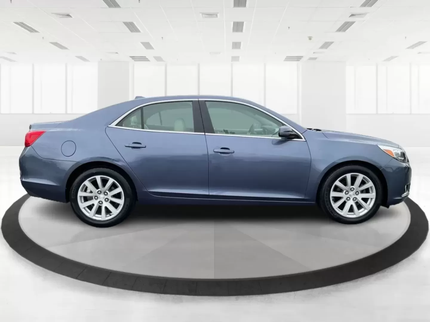 2014 Chevrolet Malibu 2LT (1G11E5SL5EF) with an ECOTEC 2.5L I-4 gasoline direct injection engine, located at 401 Woodman Dr, Riverside, OH, 45431, (937) 908-9800, 39.760899, -84.123421 - Are you searching for a reliable vehicle that can handle daily commutes while still making weekend adventures a breeze? Look no further than this stunning 2014 Chevrolet Malibu 2LT, available now at Advantage Car and Credit in Riverside, OH. With its sleek design and impressive features, this sedan - Photo#1