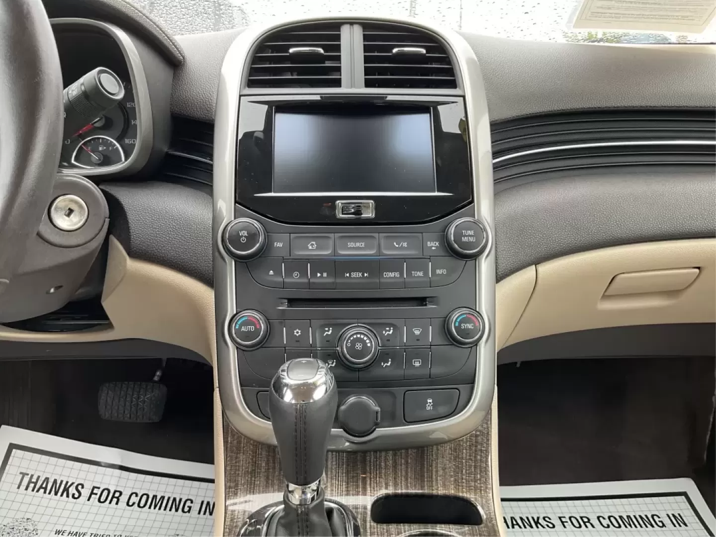 2014 Chevrolet Malibu 2LT (1G11E5SL5EF) with an ECOTEC 2.5L I-4 gasoline direct injection engine, located at 401 Woodman Dr, Riverside, OH, 45431, (937) 908-9800, 39.760899, -84.123421 - Are you searching for a reliable vehicle that can handle daily commutes while still making weekend adventures a breeze? Look no further than this stunning 2014 Chevrolet Malibu 2LT, available now at Advantage Car and Credit in Riverside, OH. With its sleek design and impressive features, this sedan - Photo#13