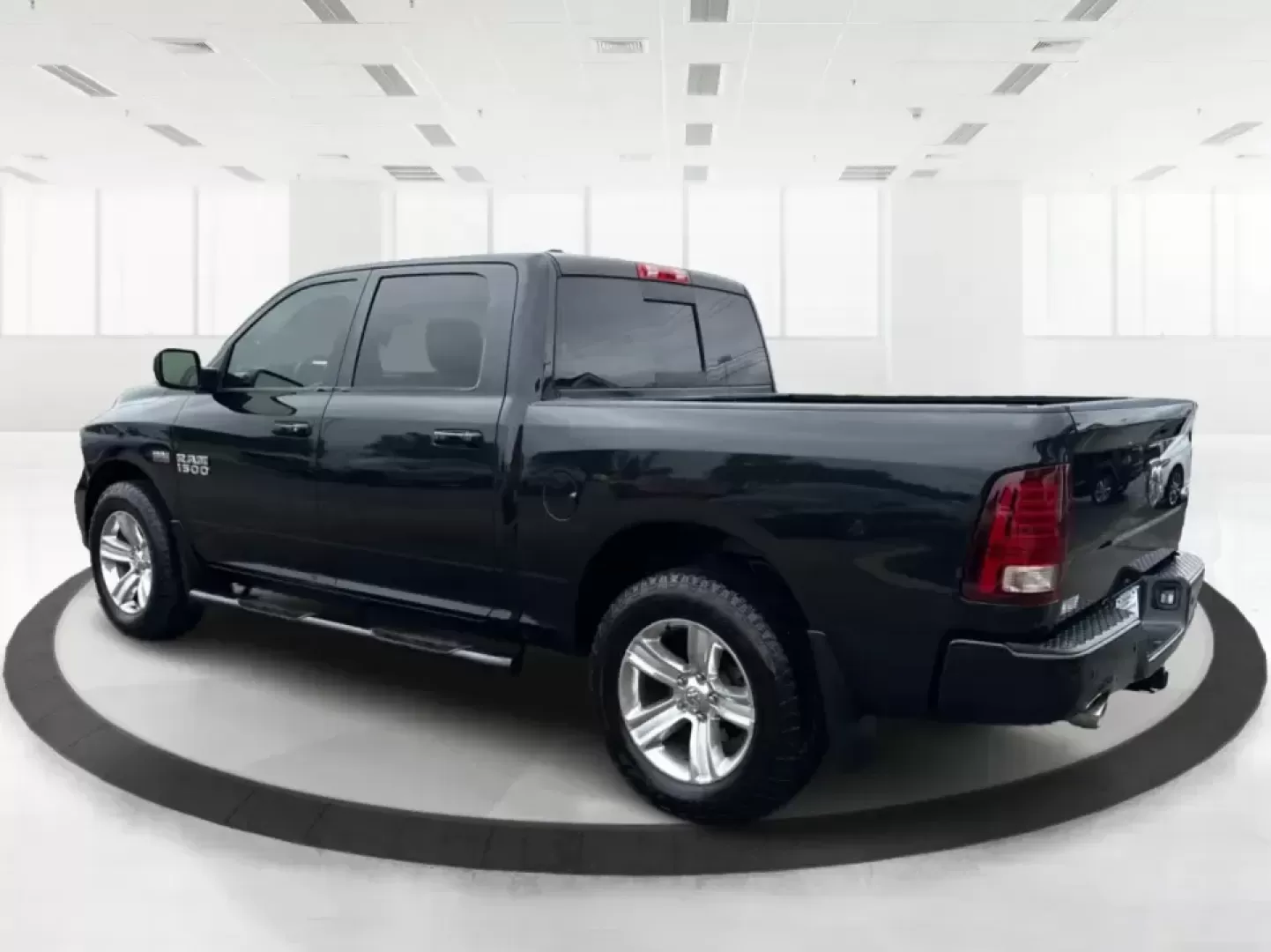 2016 Ram 1500 Sport (1C6RR7MT2GS) with an 5.7L V8 OHV 16V engine, 6A transmission, located at 4508 South Dixie Dr, Moraine, OH, 45439, (937) 908-9800, 39.689976, -84.218452 - **Unleash Your Adventurous Spirit with the 2016 Ram 1500 Sport!**<br /> <br /> Are you ready to elevate your driving experience? Whether you're navigating the daily grind of your commute, transporting the kids to soccer practice, or gearing up for a weekend adventure, the 2016 Ram 1500 Sport is desi - Photo#4