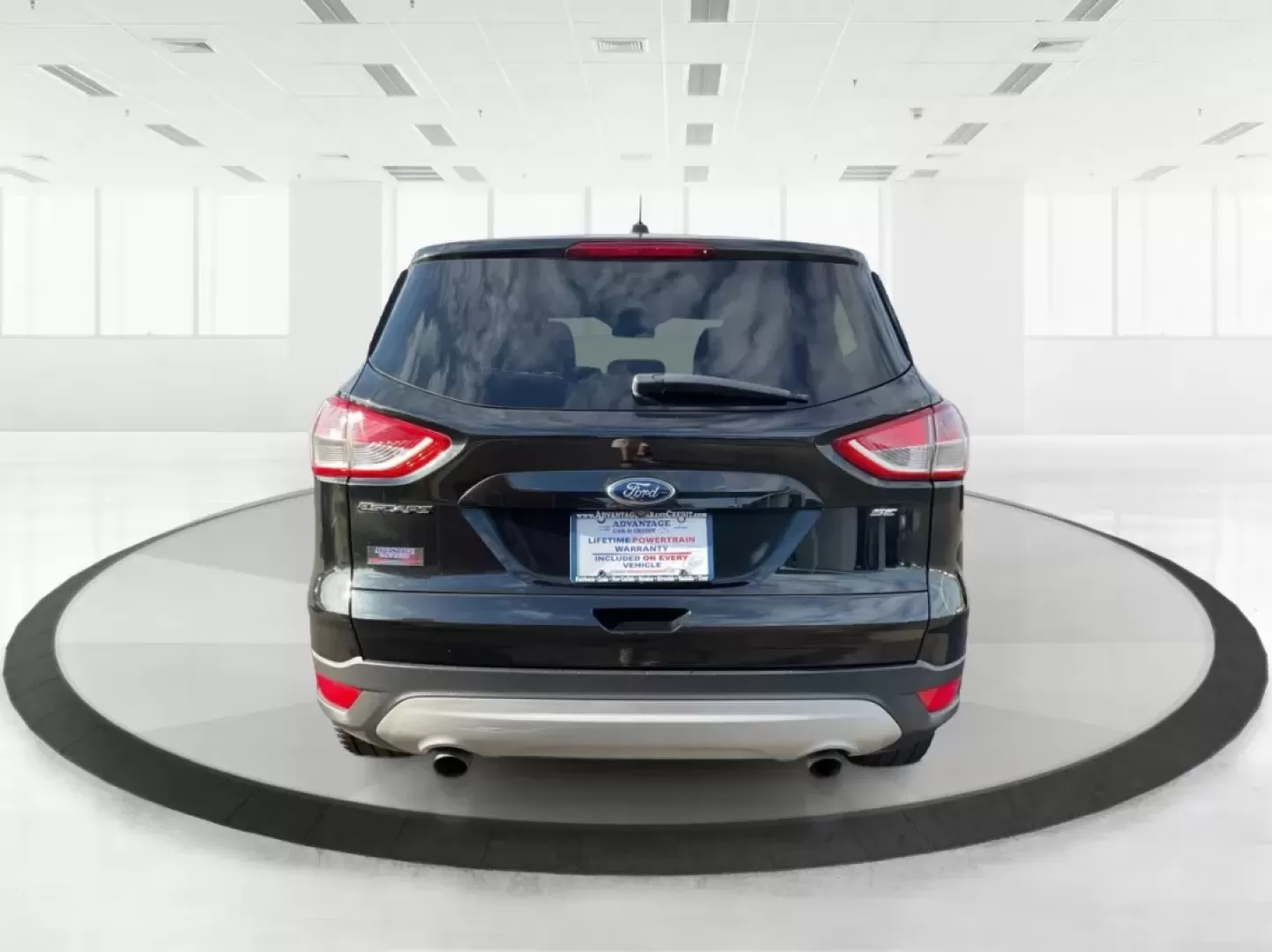 2015 Ford Escape SE (1FMCU0G76FU) with an Other engine, located at 1099 N County Rd 25A , Troy, OH, 45373, (937) 908-9800, 40.057079, -84.212883 - **Discover the Ultimate Family Adventure Vehicle: 2015 Ford Escape SE at Advantage Car and Credit - Piqua**<br /> <br /> Are you ready to elevate your family road trips or weekend adventures? The 2015 Ford Escape SE offers the perfect blend of style, comfort, and utility to meet the demands of an ac - Photo#3