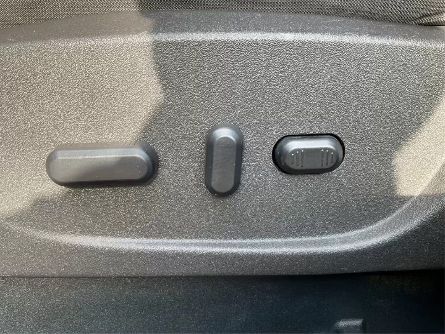 2015 Ford Escape SE (1FMCU0G76FU) with an Other engine, located at 1099 N County Rd 25A , Troy, OH, 45373, (937) 908-9800, 40.057079, -84.212883 - **Discover the Ultimate Family Adventure Vehicle: 2015 Ford Escape SE at Advantage Car and Credit - Piqua**<br /> <br /> Are you ready to elevate your family road trips or weekend adventures? The 2015 Ford Escape SE offers the perfect blend of style, comfort, and utility to meet the demands of an ac - Photo#18