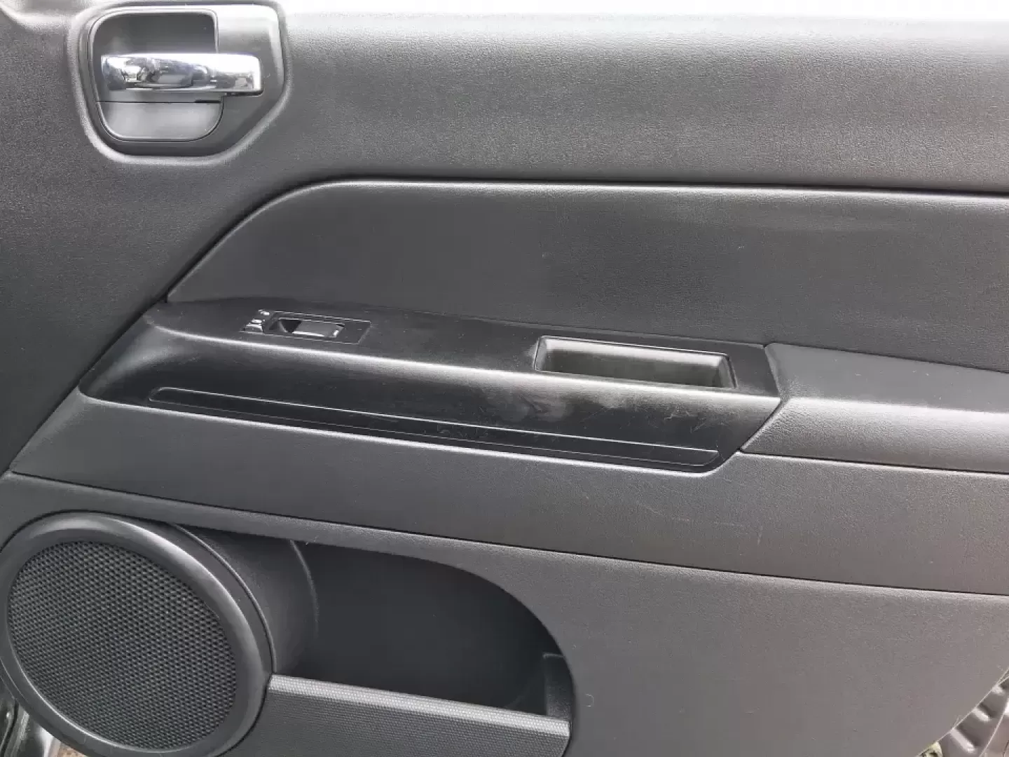 2016 Jeep Compass Sport (1C4NJDBB8GD) with an 2.4L I-4 DOHC engine, Automatic transmission, located at 1099 N County Rd 25A , Troy, OH, 45373, (937) 908-9800, 40.057079, -84.212883 - **Unleash Your Adventurous Spirit with the 2016 Jeep Compass Sport Perfect for Weekend Getaways!**<br /> <br /> Are you ready to elevate your outdoor adventures? The 2016 Jeep Compass Sport is your ticket to exploring the rugged terrains while keeping comfort and style at the forefront. Perfect for - Photo#18