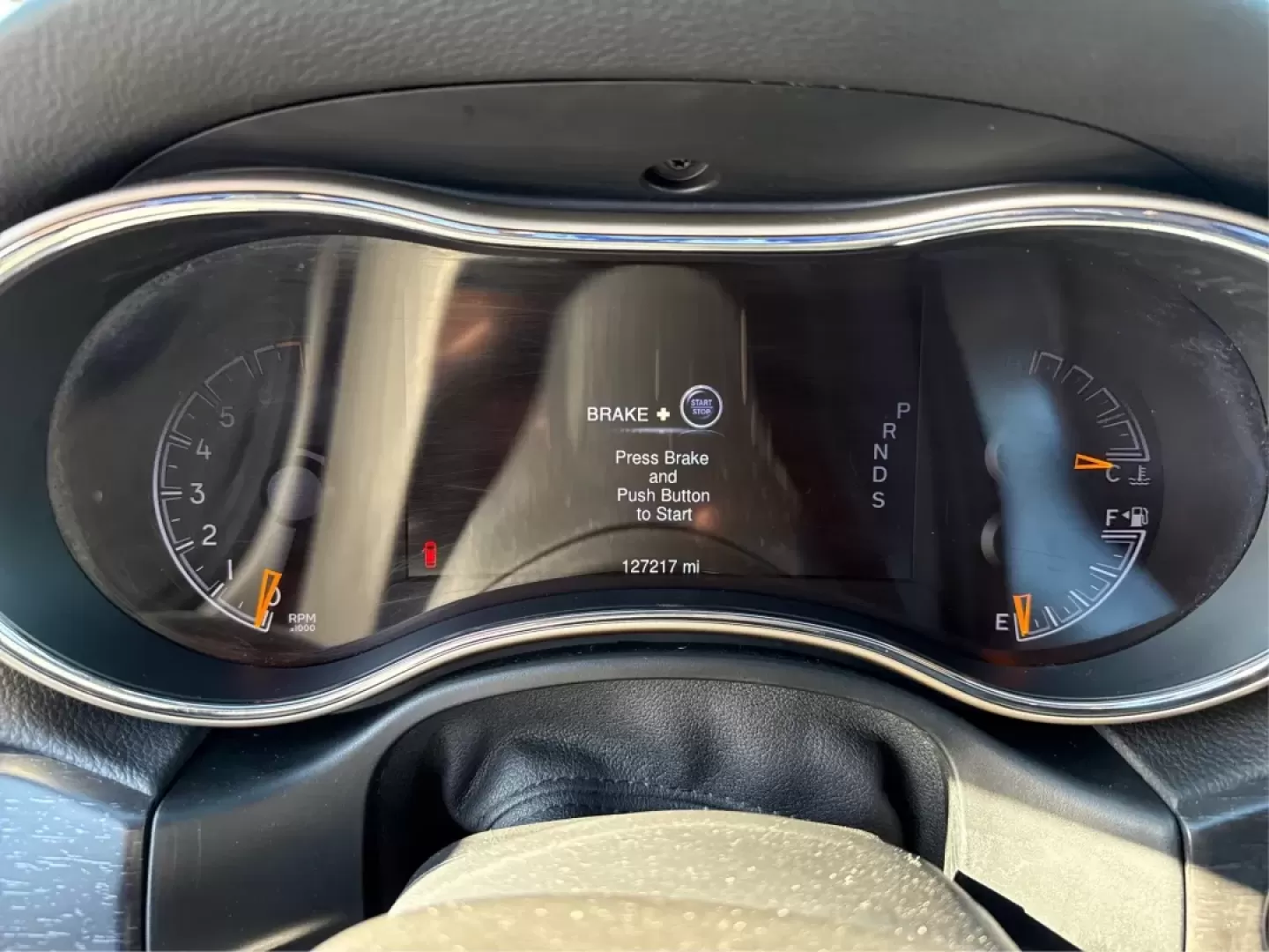2015 Jeep Grand Cherokee Laredo (1C4RJFAG0FC) with an 3.6L V-6 DOHC engine, located at 8750 N County Rd 25A, Piqua, OH, 45356, (937) 908-9800, 40.164391, -84.232513 - **Get Ready for Adventure with the 2015 Jeep Grand Cherokee Laredo at Advantage Car and Credit Piqua, OH!**<br /> <br /> Are you looking for the perfect vehicle to accommodate your adventurous lifestyle or growing family? Look no further than this stunning 2015 Jeep Grand Cherokee Laredo, available - Photo#15
