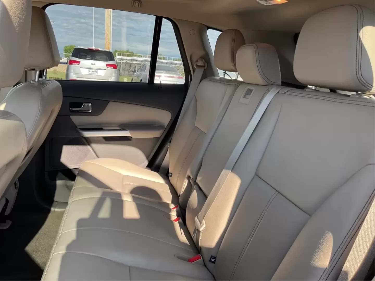 2013 Ford Edge SEL (2FMDK4JC4DB) with an 3.5L V-6 DOHC engine, located at 1951 S Dayton Lakeview Rd., New Carlisle, OH, 45344, (937) 908-9800, 39.890999, -84.050255 - **Explore the Great Outdoors with the 2013 Ford Edge SEL at Advantage Car and Credit - New Carlisle!**<br /> <br /> Are you ready for your next family adventure? The 2013 Ford Edge SEL is the perfect SUV for those seeking to balance everyday driving with weekend escapades. With its spacious interior - Photo#10