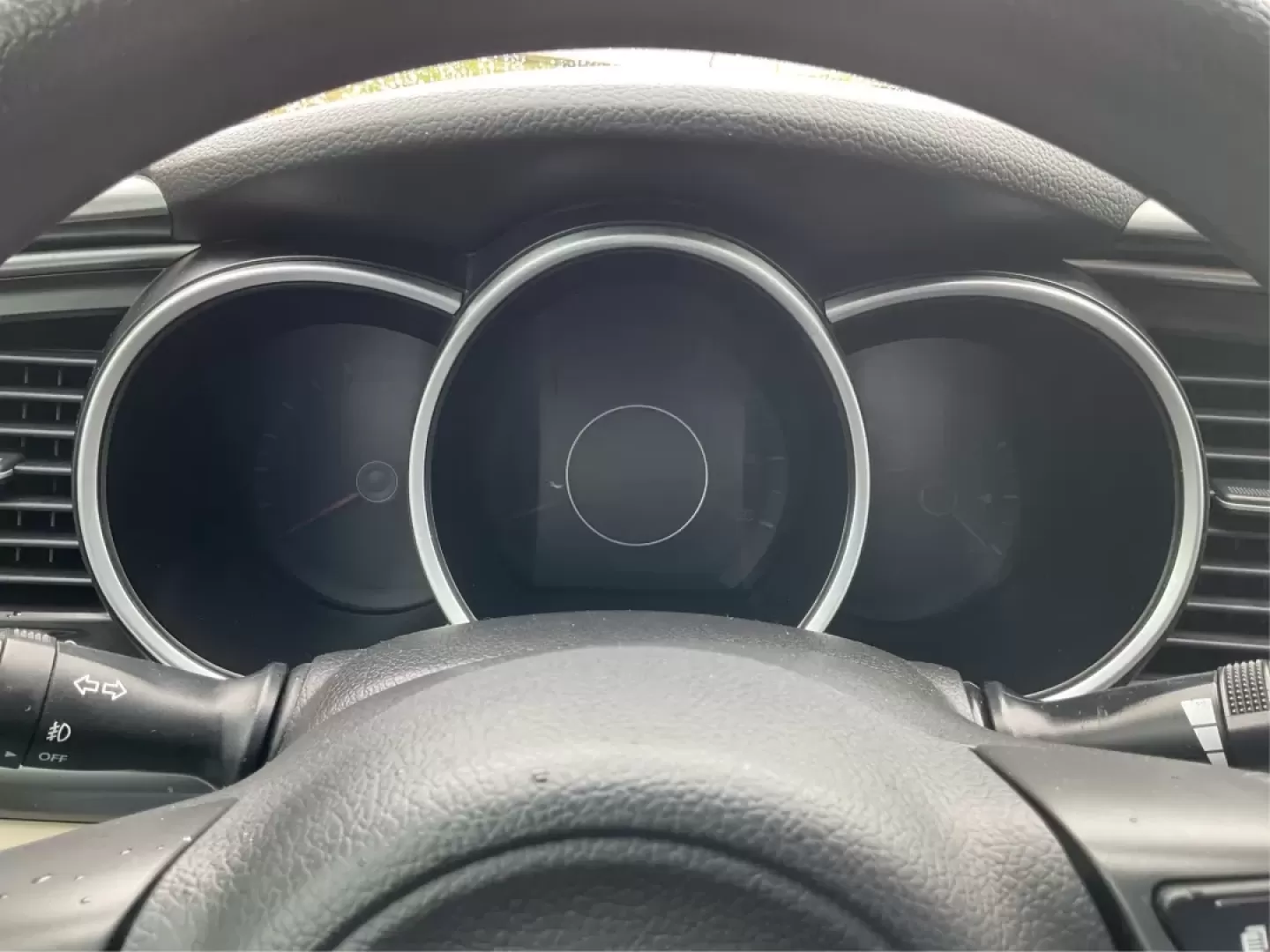 2015 Kia Optima LX (5XXGM4A72FG) with an Theta II 2.4L I-4 gasoline direct injection engine, located at 1951 S Dayton Lakeview Rd., New Carlisle, OH, 45344, (937) 908-9800, 39.890999, -84.050255 - **Discover the Perfect Blend of Comfort and Reliability with This 2015 Kia Optima LX Ideal for Your Daily Commute or Family Road Trips!**<br /> <br /> Are you ready to elevate your driving experience? The 2015 Kia Optima LX, available at Advantage Car and Credit in Fairborn, OH, is the answer to yo - Photo#16