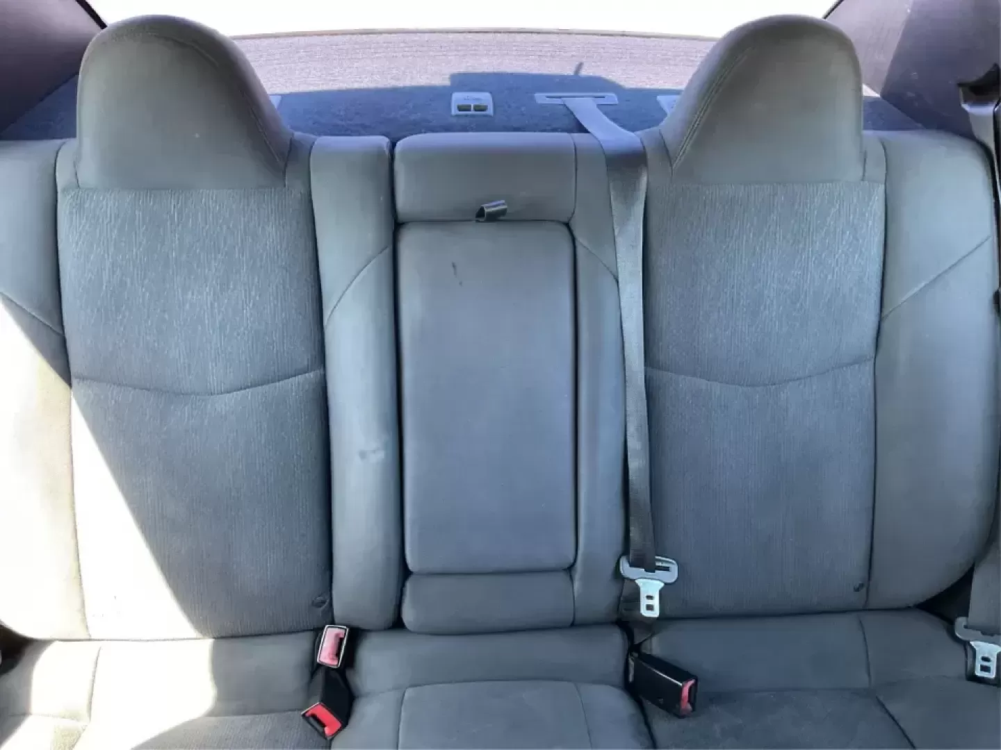 2012 Chrysler 200 Touring (1C3CCBBG4CN) with an 3.6L V6 DOHC 24V FFV engine, 6-Speed Automatic transmission, located at 1230 East Main St, Xenia, OH, 45385, (937) 908-9800, 39.688026, -83.910172 - Unleash your driving potential with the perfect blend of style, comfort, and functionality-ideal for growing families or anyone seeking a reliable commuter vehicle. Introducing the 2012 Chrysler 200 Touring sedan, now available at Advantage Car and Credit in Troy, OH. Located at 1099 N County Rd 25A - Photo#14