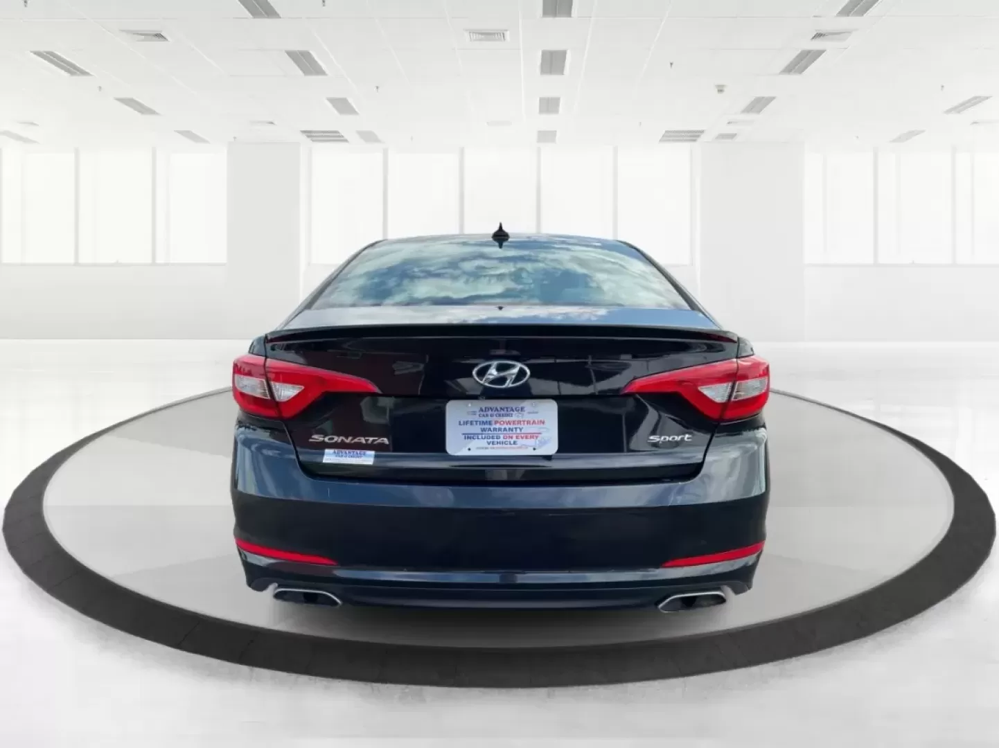 2016 Hyundai Sonata Sport (5NPE34AF2GH) with an 2.4L L4 DOHC 16V engine, 6-Speed Automatic transmission, located at 1099 N County Rd 25A , Troy, OH, 45373, (937) 908-9800, 40.057079, -84.212883 - ### Unlock Your Journey with the 2016 Hyundai Sonata Sport at Advantage Car and Credit - Fairborn<br /> <br /> Are you in the market for a vehicle that can effortlessly transition from daily commutes to weekend getaways? Look no further than the 2016 Hyundai Sonata Sport, available now at Advantage - Photo#3