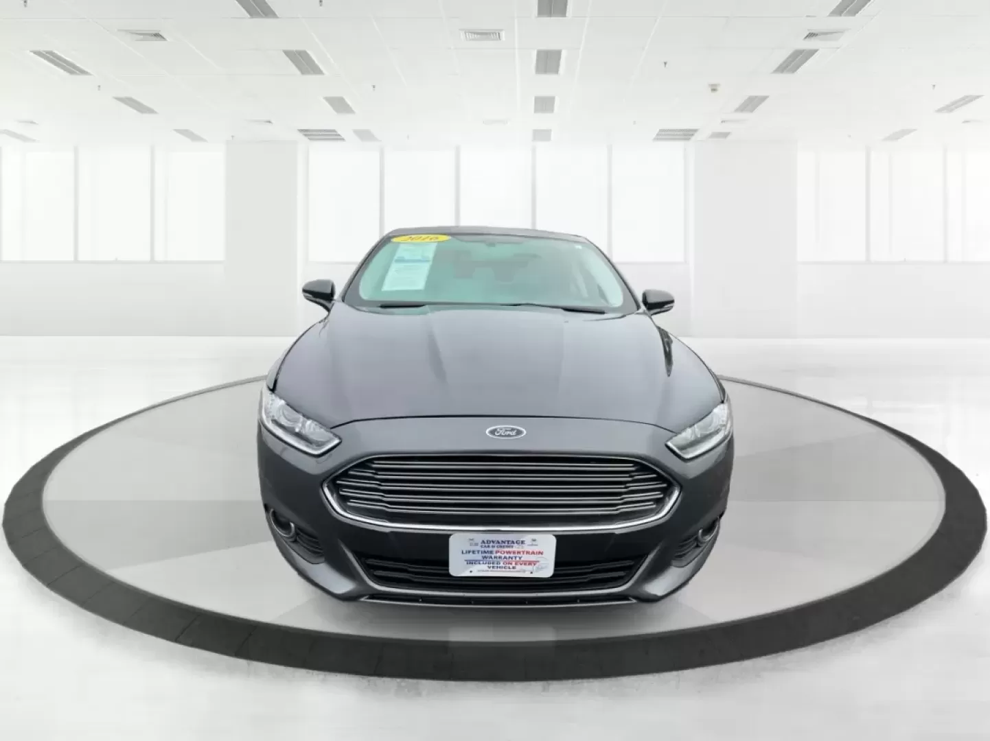 2016 Ford Fusion SE (3FA6P0HD1GR) with an Other engine, located at 1230 East Main St, Xenia, OH, 45385, (937) 908-9800, 39.688026, -83.910172 - **Experience Style and Comfort with the 2016 Ford Fusion SE at Advantage Car and Credit in Fairborn, OH!**<br /> <br /> Are you looking for a versatile sedan that fits seamlessly into your busy lifestyle? Whether you're a commuter tackling daily traffic, a growing family seeking comfort on the road, - Photo#7