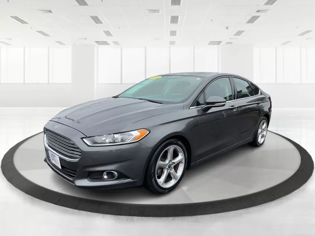2016 Ford Fusion SE (3FA6P0HD1GR) with an Other engine, located at 1230 East Main St, Xenia, OH, 45385, (937) 908-9800, 39.688026, -83.910172 - **Experience Style and Comfort with the 2016 Ford Fusion SE at Advantage Car and Credit in Fairborn, OH!**<br /> <br /> Are you looking for a versatile sedan that fits seamlessly into your busy lifestyle? Whether you're a commuter tackling daily traffic, a growing family seeking comfort on the road, - Photo#8