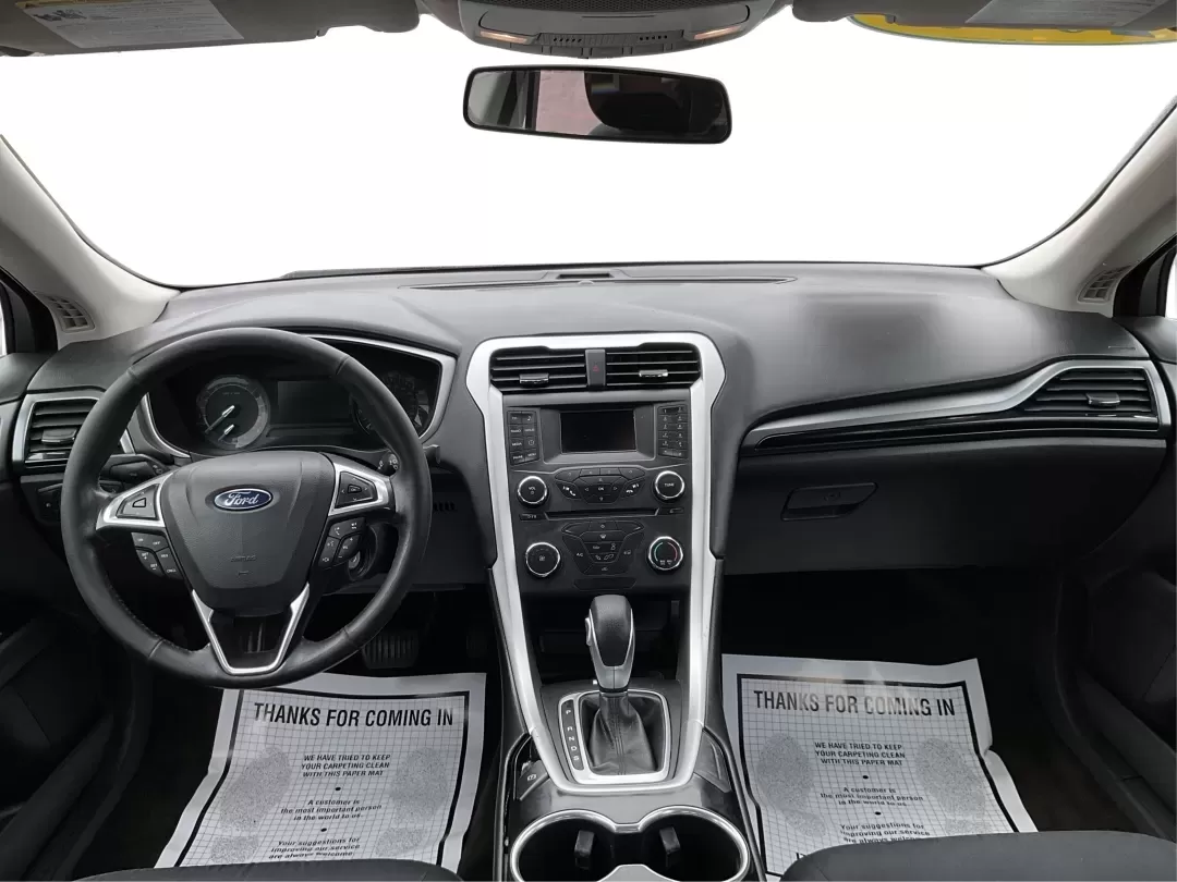 2016 Ford Fusion SE (3FA6P0HD1GR) with an Other engine, located at 1230 East Main St, Xenia, OH, 45385, (937) 908-9800, 39.688026, -83.910172 - **Experience Style and Comfort with the 2016 Ford Fusion SE at Advantage Car and Credit in Fairborn, OH!**<br /> <br /> Are you looking for a versatile sedan that fits seamlessly into your busy lifestyle? Whether you're a commuter tackling daily traffic, a growing family seeking comfort on the road, - Photo#21