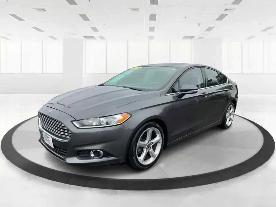 2016 Ford Fusion SE (3FA6P0HD1GR) with an 1.5L L4 DOHC 16V engine, 6-Speed Automatic transmission, located at 1099 N County Rd 25A , Troy, OH, 45373, (937) 908-9800, 40.057079, -84.212883 - **Experience Style and Comfort with the 2016 Ford Fusion SE at Advantage Car and Credit in Fairborn, OH!**<br /> <br /> Are you looking for a versatile sedan that fits seamlessly into your busy lifestyle? Whether you're a commuter tackling daily traffic, a growing family seeking comfort on the road, - Photo#8