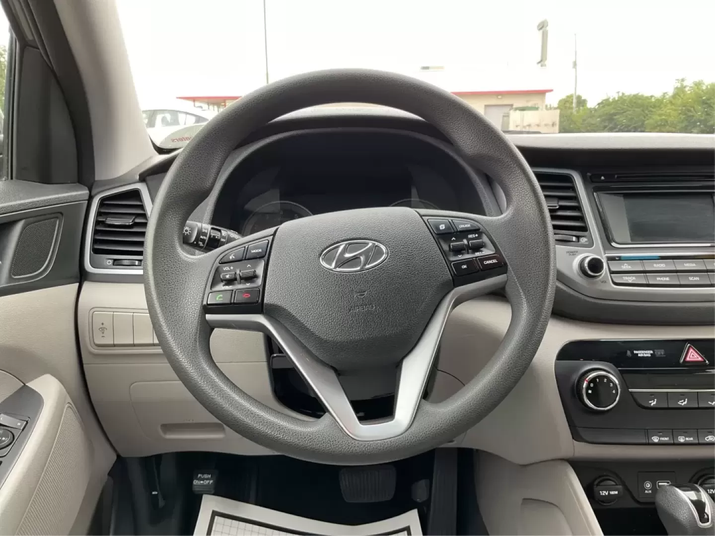 2016 Hyundai Tucson SE (KM8J3CA43GU) with an Nu 2L I-4 gasoline direct injection engine, located at 880 E. National Road, Vandalia, OH, 45377, (937) 908-9800, 39.891918, -84.183594 - **Elevate Your Daily Drive with the 2016 Hyundai Tucson SE Perfect for Your Active Lifestyle!**<br /> <br /> Are you in search of a reliable vehicle that fits your busy lifestyle? The 2016 Hyundai Tucson SE, available now at Advantage Car and Credit in Piqua, OH, is the ultimate SUV for those on th - Photo#15