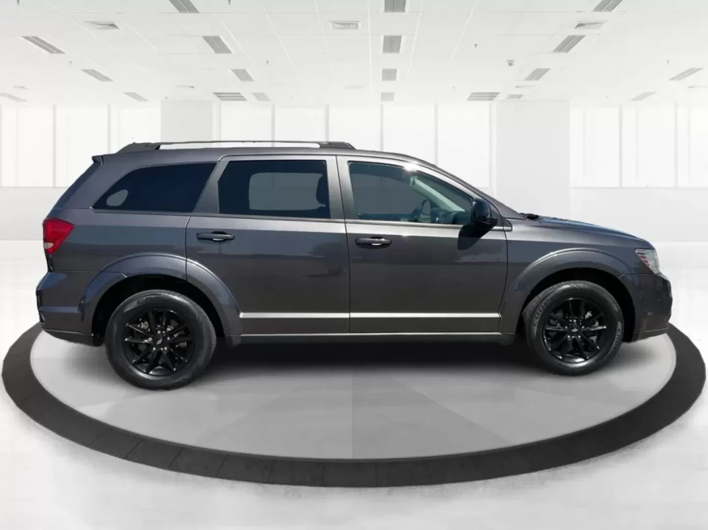 2019 Dodge Journey SE (3C4PDCBB0KT) with an Other engine, located at 4508 South Dixie Dr, Moraine, OH, 45439, (937) 908-9800, 39.689976, -84.218452 - ### Discover Your Next Adventure with the 2019 Dodge Journey SE Perfect for Growing Families!<br /> <br /> Are you looking for a reliable and spacious SUV that can accommodate your family's needs and adventures? Look no further than this 2019 Dodge Journey SE, now available at Advantage Car and Cre - Photo#1