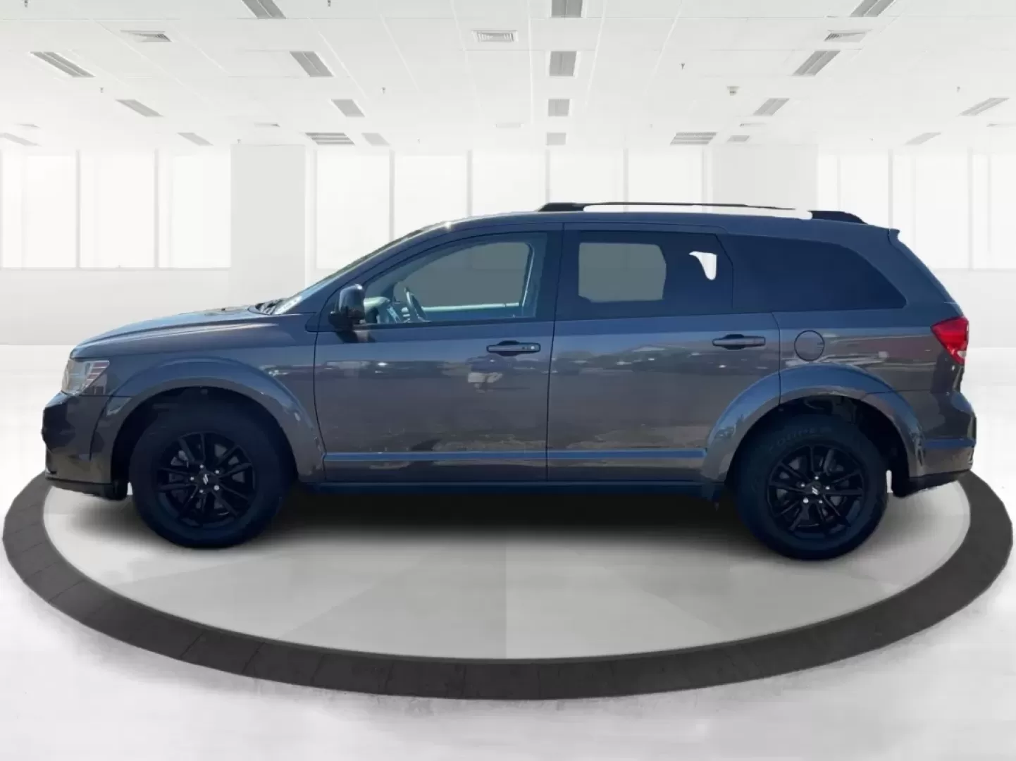 2019 Dodge Journey SE (3C4PDCBB0KT) with an Other engine, located at 4508 South Dixie Dr, Moraine, OH, 45439, (937) 908-9800, 39.689976, -84.218452 - ### Discover Your Next Adventure with the 2019 Dodge Journey SE Perfect for Growing Families!<br /> <br /> Are you looking for a reliable and spacious SUV that can accommodate your family's needs and adventures? Look no further than this 2019 Dodge Journey SE, now available at Advantage Car and Cre - Photo#4