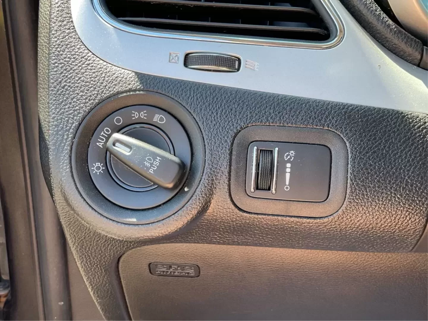 2019 Dodge Journey SE (3C4PDCBB0KT) with an Other engine, located at 4508 South Dixie Dr, Moraine, OH, 45439, (937) 908-9800, 39.689976, -84.218452 - ### Discover Your Next Adventure with the 2019 Dodge Journey SE Perfect for Growing Families!<br /> <br /> Are you looking for a reliable and spacious SUV that can accommodate your family's needs and adventures? Look no further than this 2019 Dodge Journey SE, now available at Advantage Car and Cre - Photo#16