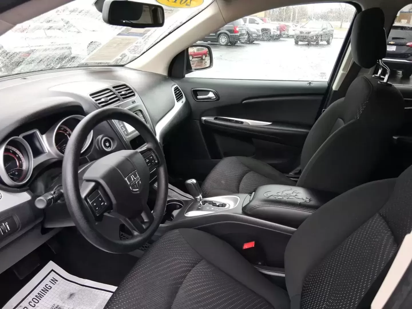 2019 Dodge Journey SE (3C4PDCBB0KT) with an 2.4L L6 DOHC 16V engine, 4A transmission, located at 1230 East Main St, Xenia, OH, 45385, (937) 908-9800, 39.688026, -83.910172 - ### Discover Your Next Adventure with the 2019 Dodge Journey SE Perfect for Growing Families!<br /> <br /> Are you looking for a reliable and spacious SUV that can accommodate your family's needs and adventures? Look no further than this 2019 Dodge Journey SE, now available at Advantage Car and Cre - Photo#9