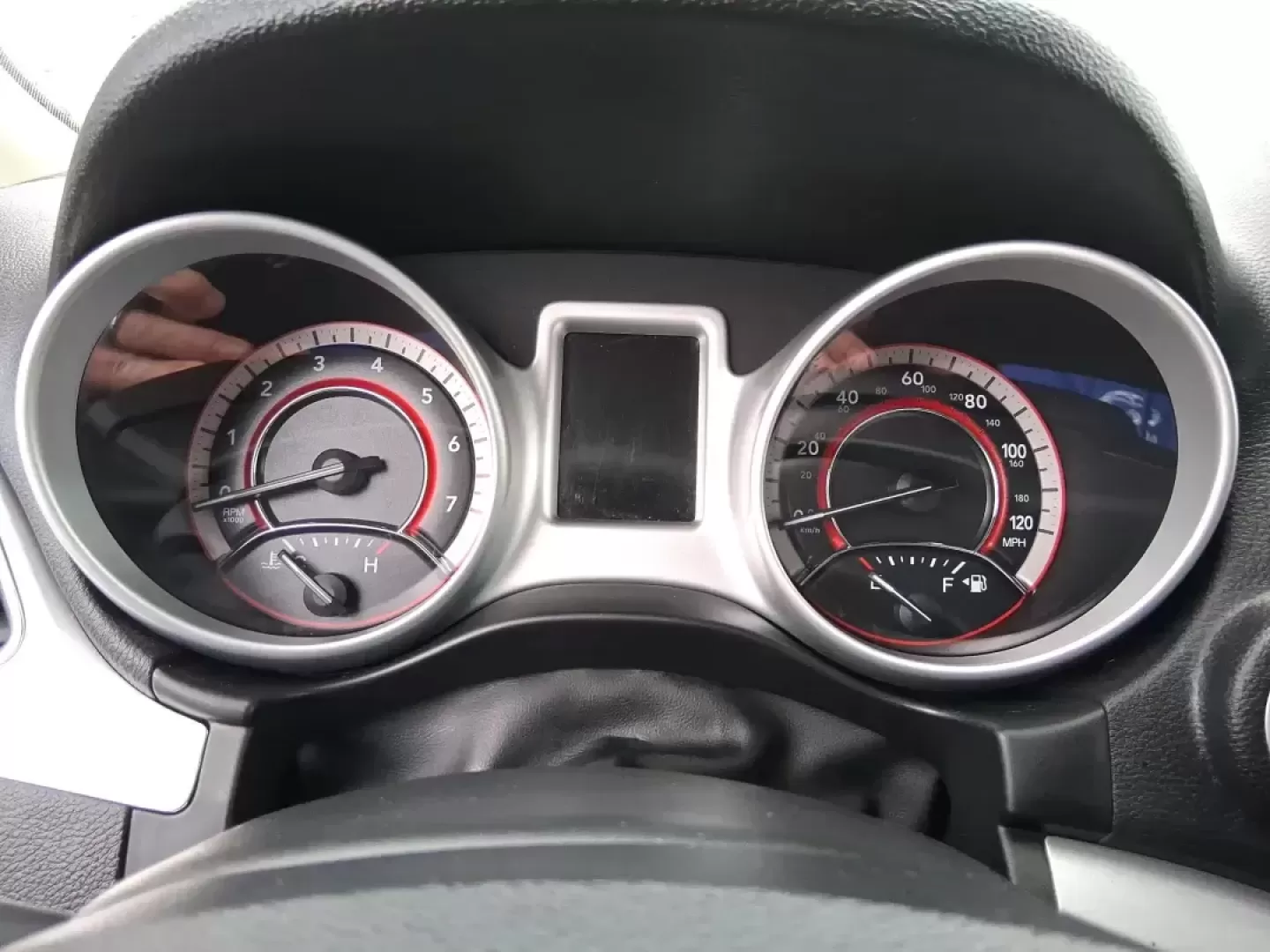 2019 Dodge Journey SE (3C4PDCBB0KT) with an 2.4L L6 DOHC 16V engine, 4A transmission, located at 1230 East Main St, Xenia, OH, 45385, (937) 908-9800, 39.688026, -83.910172 - ### Discover Your Next Adventure with the 2019 Dodge Journey SE Perfect for Growing Families!<br /> <br /> Are you looking for a reliable and spacious SUV that can accommodate your family's needs and adventures? Look no further than this 2019 Dodge Journey SE, now available at Advantage Car and Cre - Photo#15