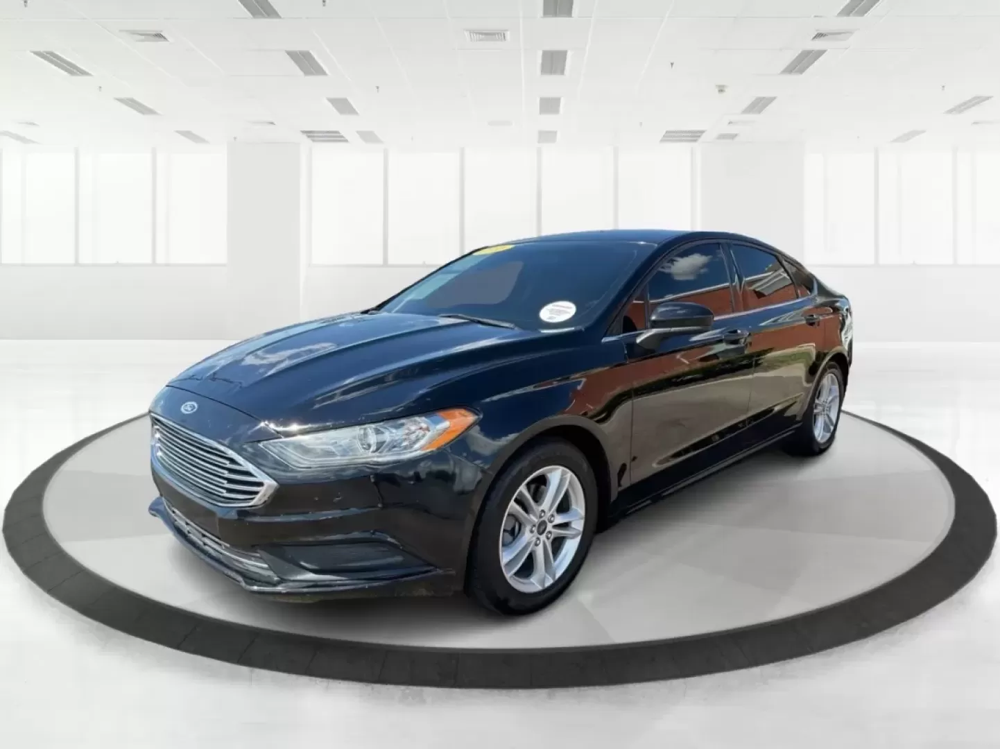 2018 Ford Fusion SE (3FA6P0H78JR) with an 2.5L L4 DOHC 16V engine, 6-Speed Automatic transmission, located at 401 Woodman Dr, Riverside, OH, 45431, (937) 908-9800, 39.760899, -84.123421 - ### Discover Your Next Adventure with the 2018 Ford Fusion SE at Advantage Car and Credit - Riverside!<br /> <br /> Are you in the market for a reliable sedan that perfectly balances style, comfort, and practicality? Look no further than the 2018 Ford Fusion SE, available now at Advantage Car and Cr - Photo#8