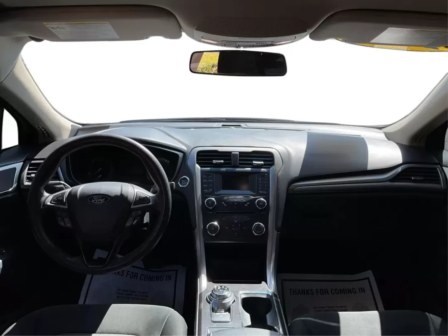 2018 Ford Fusion SE (3FA6P0H78JR) with an 2.5L L4 DOHC 16V engine, 6-Speed Automatic transmission, located at 401 Woodman Dr, Riverside, OH, 45431, (937) 908-9800, 39.760899, -84.123421 - ### Discover Your Next Adventure with the 2018 Ford Fusion SE at Advantage Car and Credit - Riverside!<br /> <br /> Are you in the market for a reliable sedan that perfectly balances style, comfort, and practicality? Look no further than the 2018 Ford Fusion SE, available now at Advantage Car and Cr - Photo#21