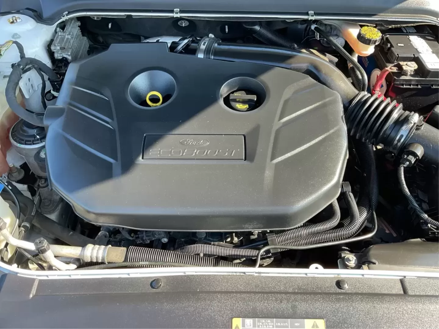 2014 Ford Fusion Titanium (3FA6P0D93ER) with an EcoBoost 2L I-4 gasoline direct injection engine, located at 4508 South Dixie Dr, Moraine, OH, 45439, (937) 908-9800, 39.689976, -84.218452 - Are you ready to elevate your daily commute or make unforgettable memories on family road trips? Introducing the stunning 2014 Ford Fusion Titanium, now available at Advantage Car and Credit in Moraine, OH. This sleek sedan seamlessly blends style, comfort, and performance, making it an ideal choice - Photo#11