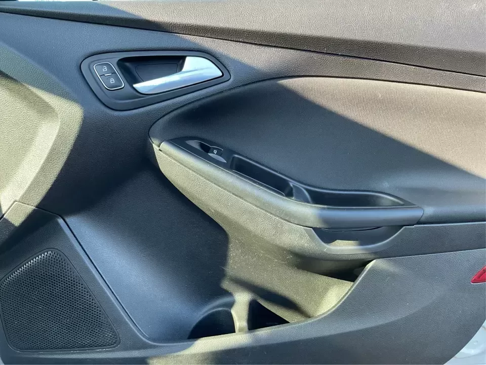 2018 Ford Focus SE Hatch (1FADP3K23JL) with an 2.0L L4 DOHC 16V engine, Automatic transmission, located at 8750 N County Rd 25A, Piqua, OH, 45356, (937) 908-9800, 40.164391, -84.232513 - Busy weekdays, long commutes up I75, and quick weekend getaways to the Great Miami River Trail call for a car that's easy to live with, easy to park, and efficient to run. This 2018 Ford Focus SE Hatchback in Ingot Silver Metallic fits that lifestyle with the versatility of a hatch, the confidence o - Photo#19