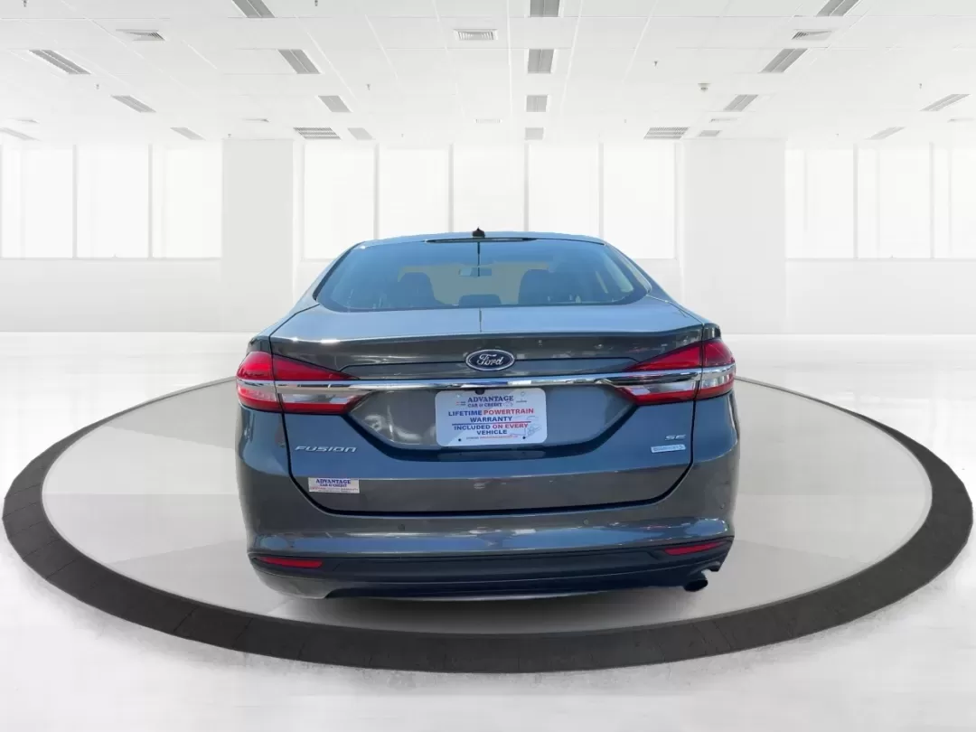 2018 Ford Fusion SE (3FA6P0HD3JR) with an Other engine, located at 401 Woodman Dr, Riverside, OH, 45431, (937) 908-9800, 39.760899, -84.123421 - Looking for a reliable sedan that combines style, comfort, and practicality? Look no further than the 2018 Ford Fusion SE, available now at Advantage Car and Credit in Vandalia, OH! Perfect for your daily commute, family outings, or even weekend adventures, this vehicle is designed to enhance your l - Photo#3