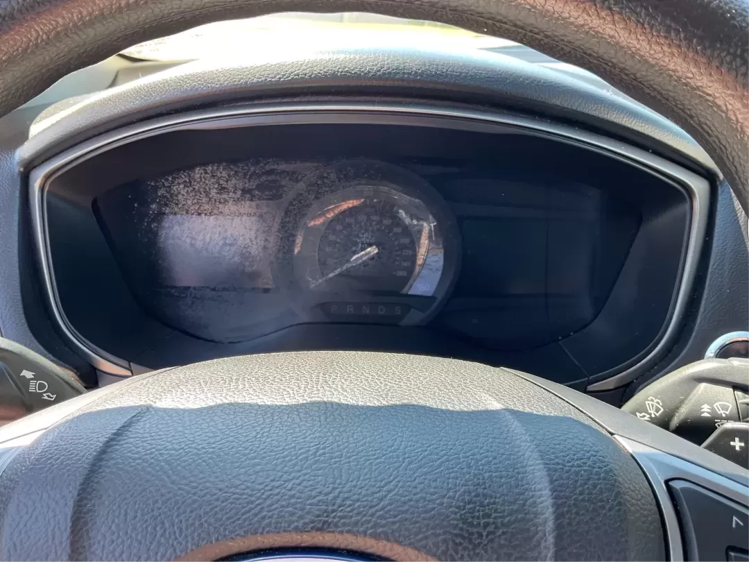 2018 Ford Fusion SE (3FA6P0HD3JR) with an Other engine, located at 401 Woodman Dr, Riverside, OH, 45431, (937) 908-9800, 39.760899, -84.123421 - Looking for a reliable sedan that combines style, comfort, and practicality? Look no further than the 2018 Ford Fusion SE, available now at Advantage Car and Credit in Vandalia, OH! Perfect for your daily commute, family outings, or even weekend adventures, this vehicle is designed to enhance your l - Photo#15