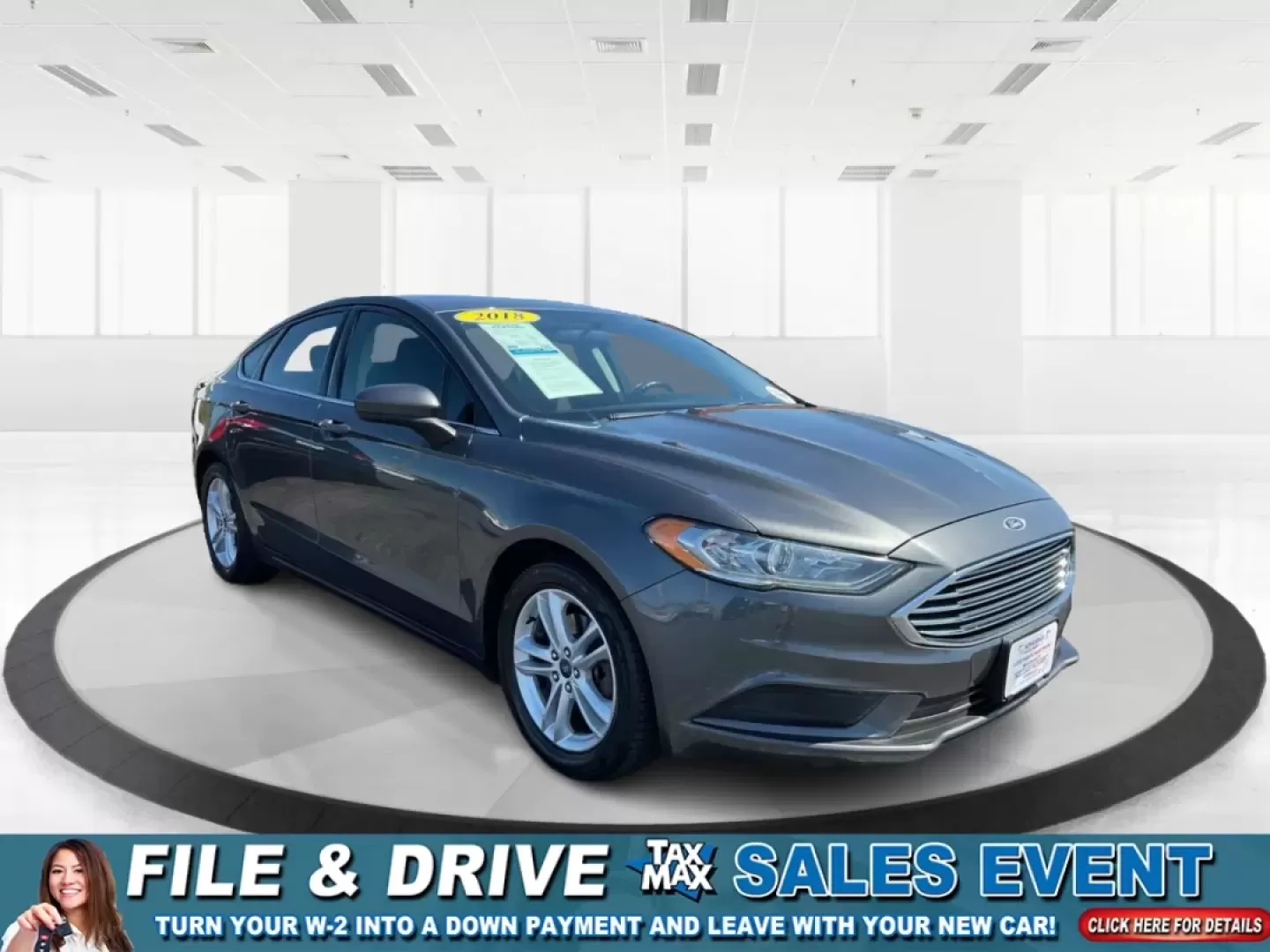 2018 Ford Fusion SE (3FA6P0HD3JR) with an 1.5L L4 DOHC 16V engine, 6A transmission, located at 401 Woodman Dr, Riverside, OH, 45431, (937) 908-9800, 39.760899, -84.123421 - Looking for a reliable sedan that combines style, comfort, and practicality? Look no further than the 2018 Ford Fusion SE, available now at Advantage Car and Credit in Vandalia, OH! Perfect for your daily commute, family outings, or even weekend adventures, this vehicle is designed to enhance your l - Photo#0