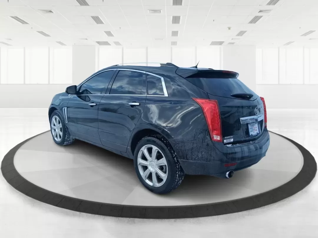 2014 Cadillac SRX Performance Collection (3GYFNCE38ES) with an 3.6L V-6 gasoline direct injection engine, 6-Speed Automatic transmission, located at 1184 Kauffman Ave, Fairborn, OH, 45324, (937) 908-9800, 39.807072, -84.030914 - **Experience Luxury and Versatility with the 2014 Cadillac SRX Performance Collection at Advantage Car and Credit - Riverside!**<br /> <br /> Are you in search of a vehicle that accommodates both your daily commutes and weekend adventures while ensuring you travel in style? Look no further than the - Photo#4
