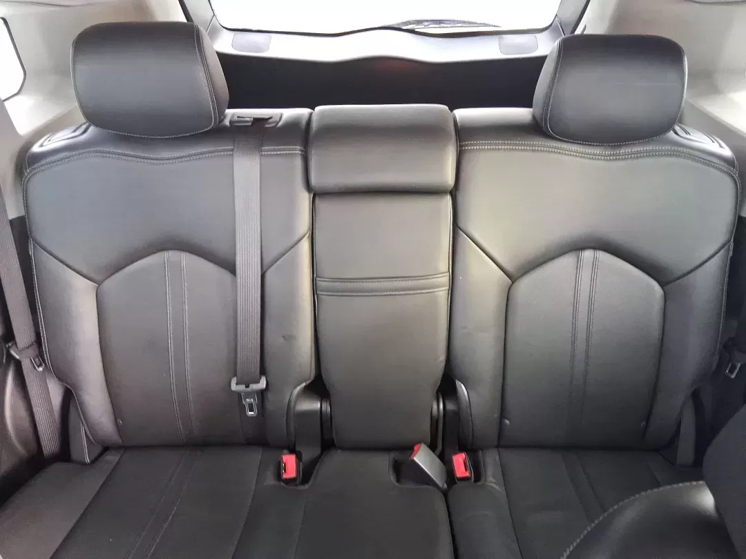 2014 Cadillac SRX Performance Collection (3GYFNCE38ES) with an 3.6L V-6 gasoline direct injection engine, 6-Speed Automatic transmission, located at 1184 Kauffman Ave, Fairborn, OH, 45324, (937) 908-9800, 39.807072, -84.030914 - **Experience Luxury and Versatility with the 2014 Cadillac SRX Performance Collection at Advantage Car and Credit - Riverside!**<br /> <br /> Are you in search of a vehicle that accommodates both your daily commutes and weekend adventures while ensuring you travel in style? Look no further than the - Photo#14