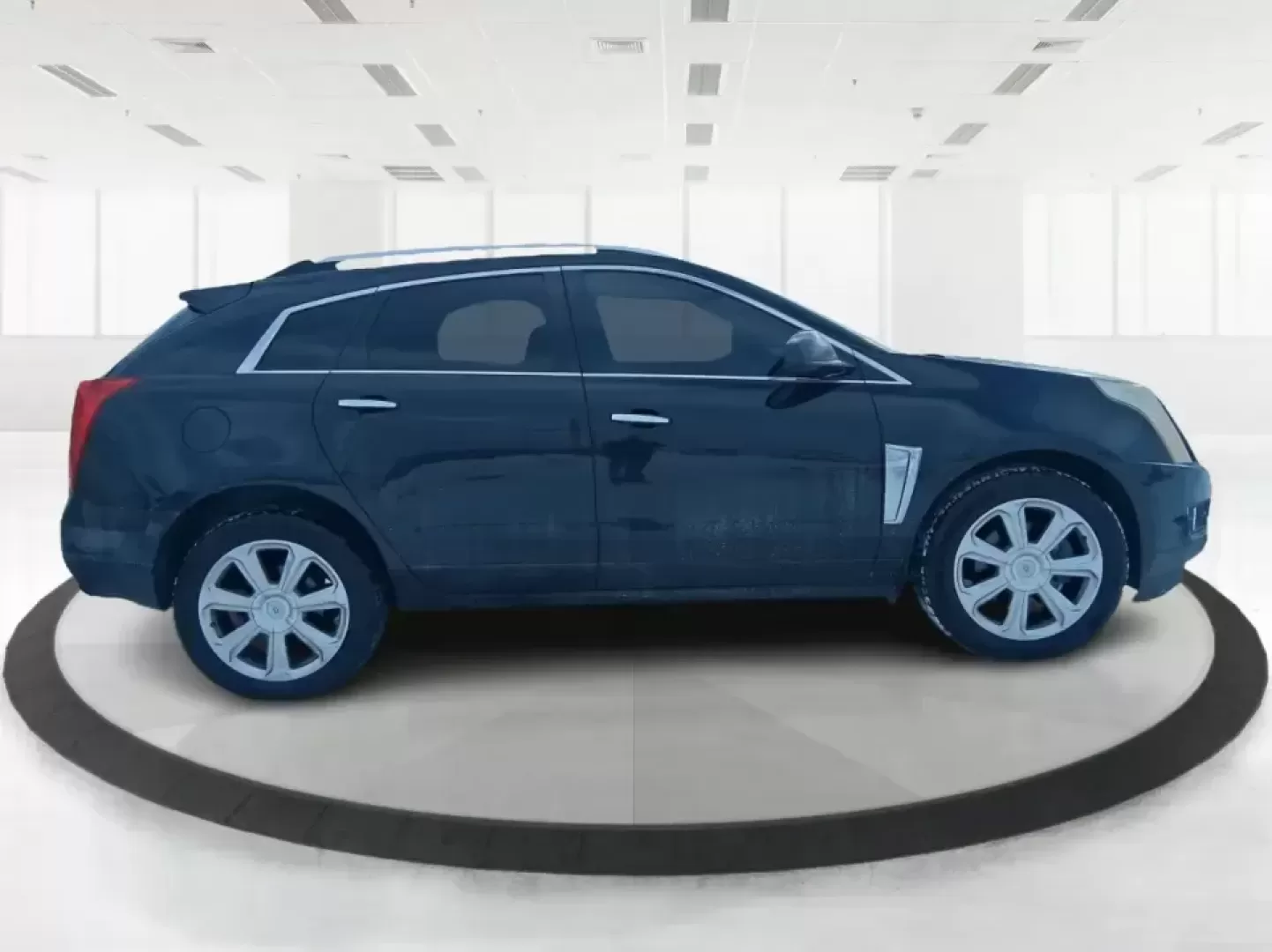 2014 Cadillac SRX Performance Collection (3GYFNCE38ES) with an 3.6L V-6 gasoline direct injection engine, 6-Speed Automatic transmission, located at 1099 N County Rd 25A , Troy, OH, 45373, (937) 908-9800, 40.057079, -84.212883 - **Experience Luxury and Versatility with the 2014 Cadillac SRX Performance Collection at Advantage Car and Credit - Riverside!**<br /> <br /> Are you in search of a vehicle that accommodates both your daily commutes and weekend adventures while ensuring you travel in style? Look no further than the - Photo#1
