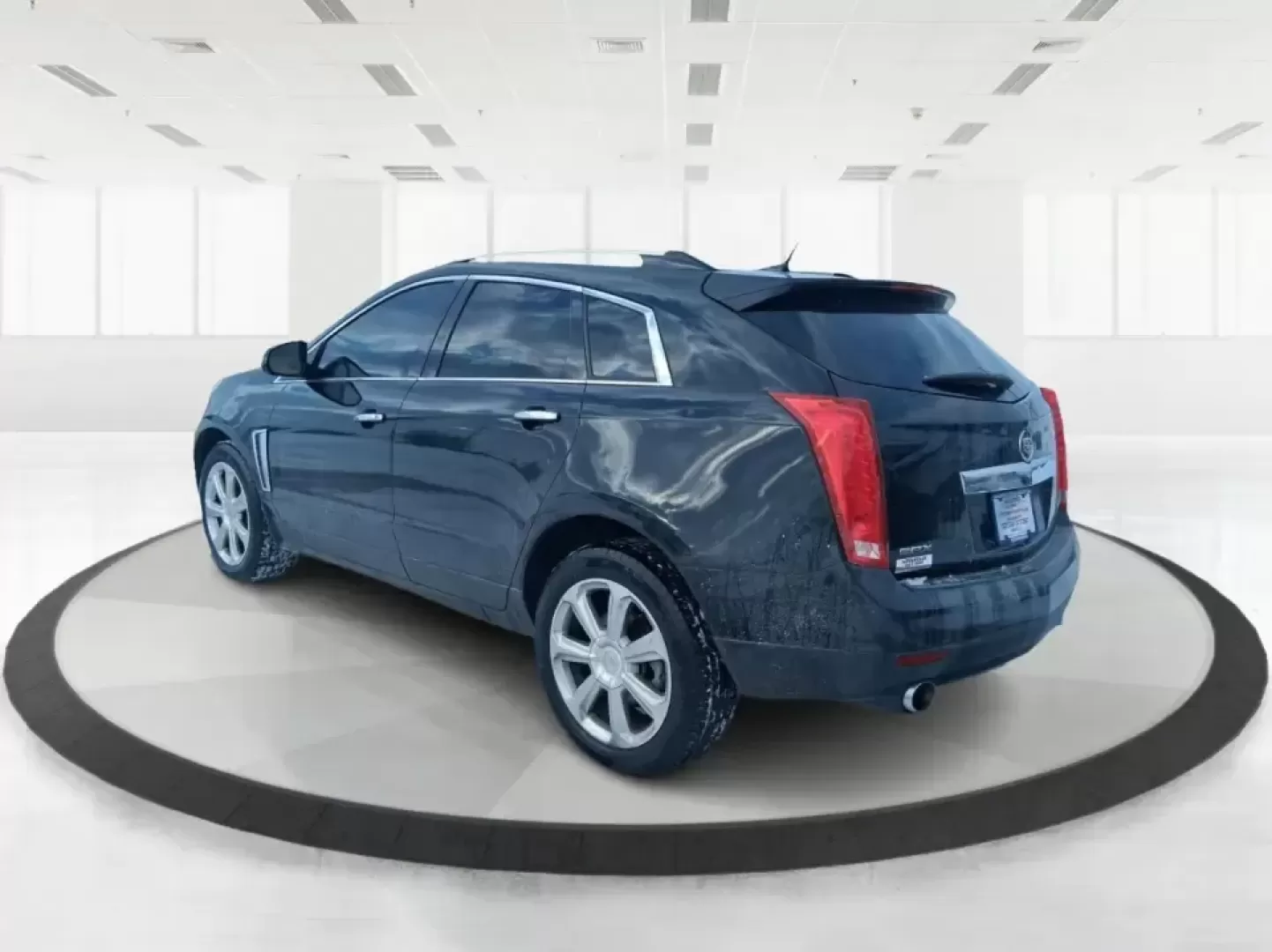 2014 Cadillac SRX Performance Collection (3GYFNCE38ES) with an 3.6L V-6 gasoline direct injection engine, 6-Speed Automatic transmission, located at 1099 N County Rd 25A , Troy, OH, 45373, (937) 908-9800, 40.057079, -84.212883 - **Experience Luxury and Versatility with the 2014 Cadillac SRX Performance Collection at Advantage Car and Credit - Riverside!**<br /> <br /> Are you in search of a vehicle that accommodates both your daily commutes and weekend adventures while ensuring you travel in style? Look no further than the - Photo#4