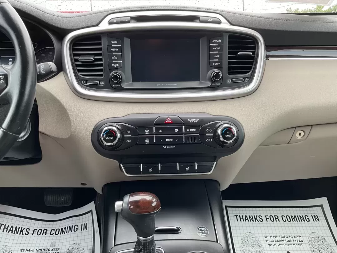 2018 Kia Sorento 2.4L LX (5XYPGDA30JG) with an 2.4L I-4 gasoline direct injection engine, located at 1230 East Main St, Xenia, OH, 45385, (937) 908-9800, 39.688026, -83.910172 - **Explore the Open Road in Style with the 2018 Kia Sorento - Perfect for Every Family Adventure!**<br /> <br /> Are you ready for your next family road trip or weekend getaway? The 2018 Kia Sorento is the SUV that will elevate your lifestyle and ensure every journey is memorable. With its spacious i - Photo#13