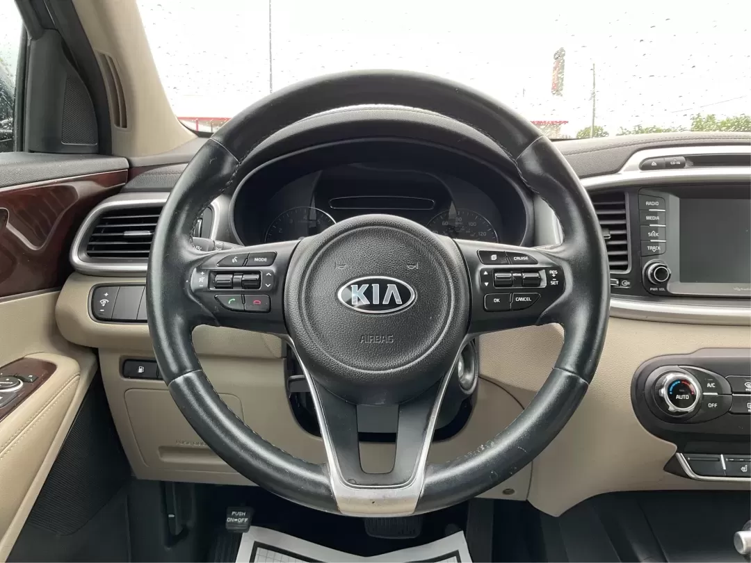 2018 Kia Sorento 2.4L LX (5XYPGDA30JG) with an 2.4L I-4 gasoline direct injection engine, located at 1230 East Main St, Xenia, OH, 45385, (937) 908-9800, 39.688026, -83.910172 - **Explore the Open Road in Style with the 2018 Kia Sorento - Perfect for Every Family Adventure!**<br /> <br /> Are you ready for your next family road trip or weekend getaway? The 2018 Kia Sorento is the SUV that will elevate your lifestyle and ensure every journey is memorable. With its spacious i - Photo#16