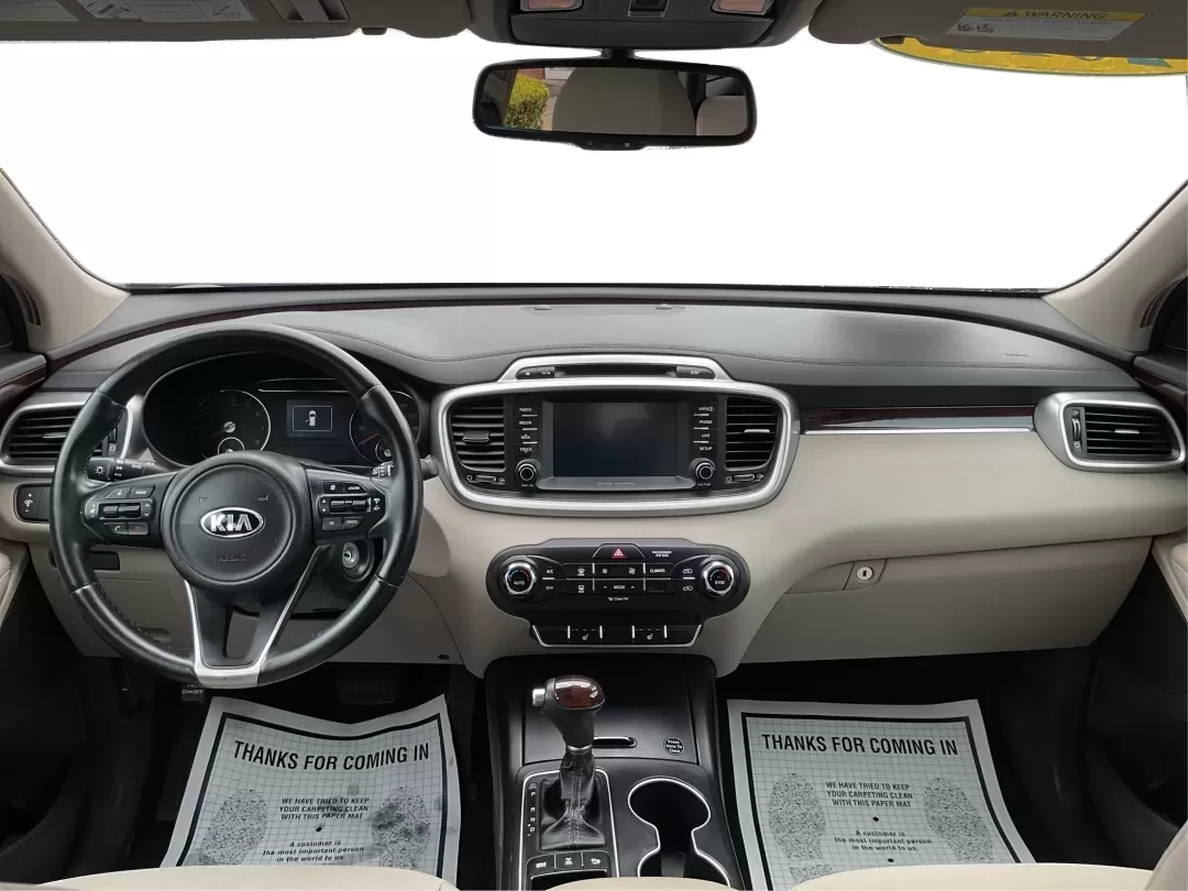 2018 Kia Sorento 2.4L LX (5XYPGDA30JG) with an 2.4L I-4 gasoline direct injection engine, located at 1230 East Main St, Xenia, OH, 45385, (937) 908-9800, 39.688026, -83.910172 - **Explore the Open Road in Style with the 2018 Kia Sorento - Perfect for Every Family Adventure!**<br /> <br /> Are you ready for your next family road trip or weekend getaway? The 2018 Kia Sorento is the SUV that will elevate your lifestyle and ensure every journey is memorable. With its spacious i - Photo#20