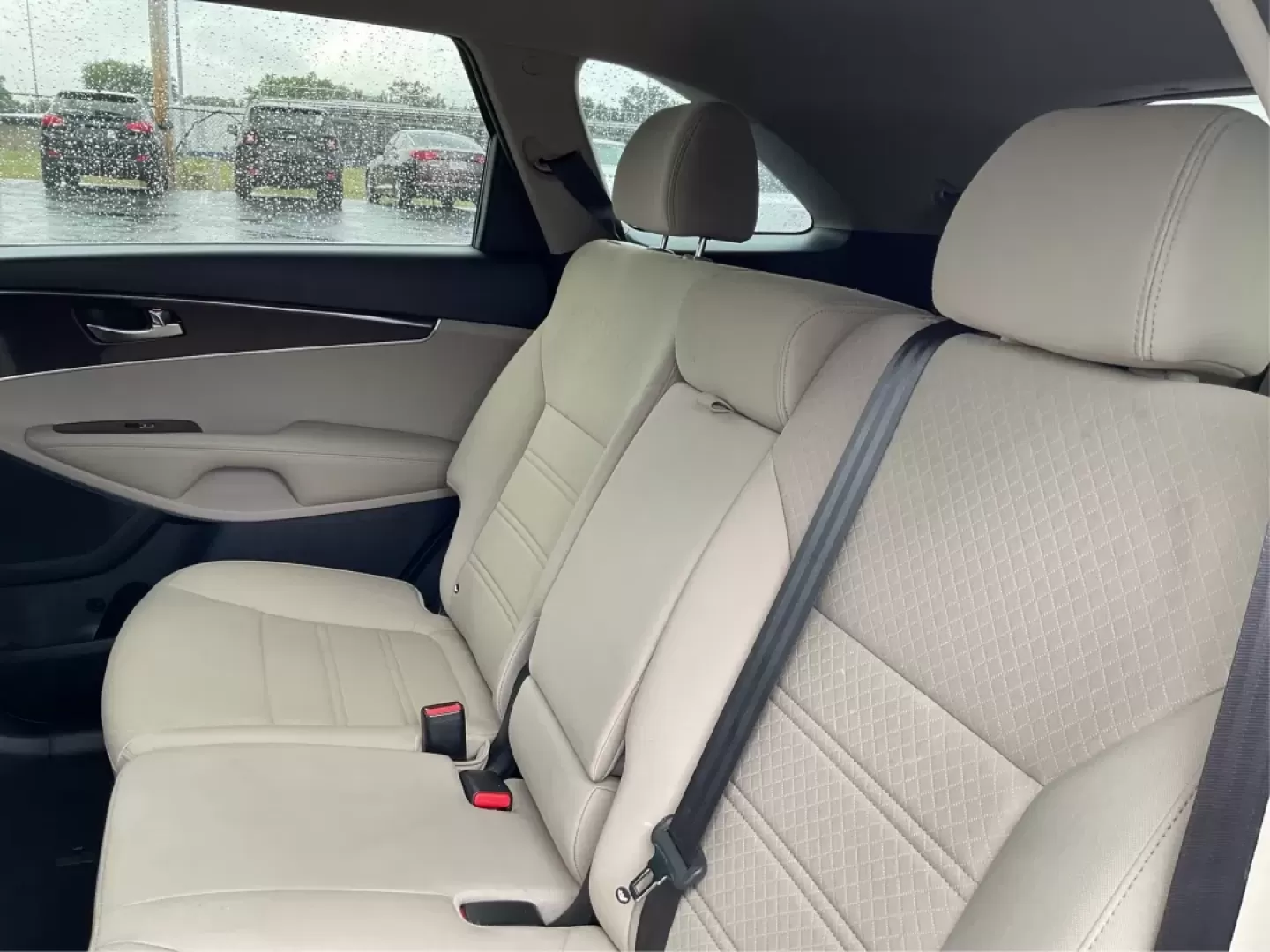 2018 Kia Sorento 2.4L LX (5XYPGDA30JG) with an 2.4L I-4 gasoline direct injection engine, located at 1099 N County Rd 25A , Troy, OH, 45373, (937) 908-9800, 40.057079, -84.212883 - **Explore the Open Road in Style with the 2018 Kia Sorento - Perfect for Every Family Adventure!**<br /> <br /> Are you ready for your next family road trip or weekend getaway? The 2018 Kia Sorento is the SUV that will elevate your lifestyle and ensure every journey is memorable. With its spacious i - Photo#10