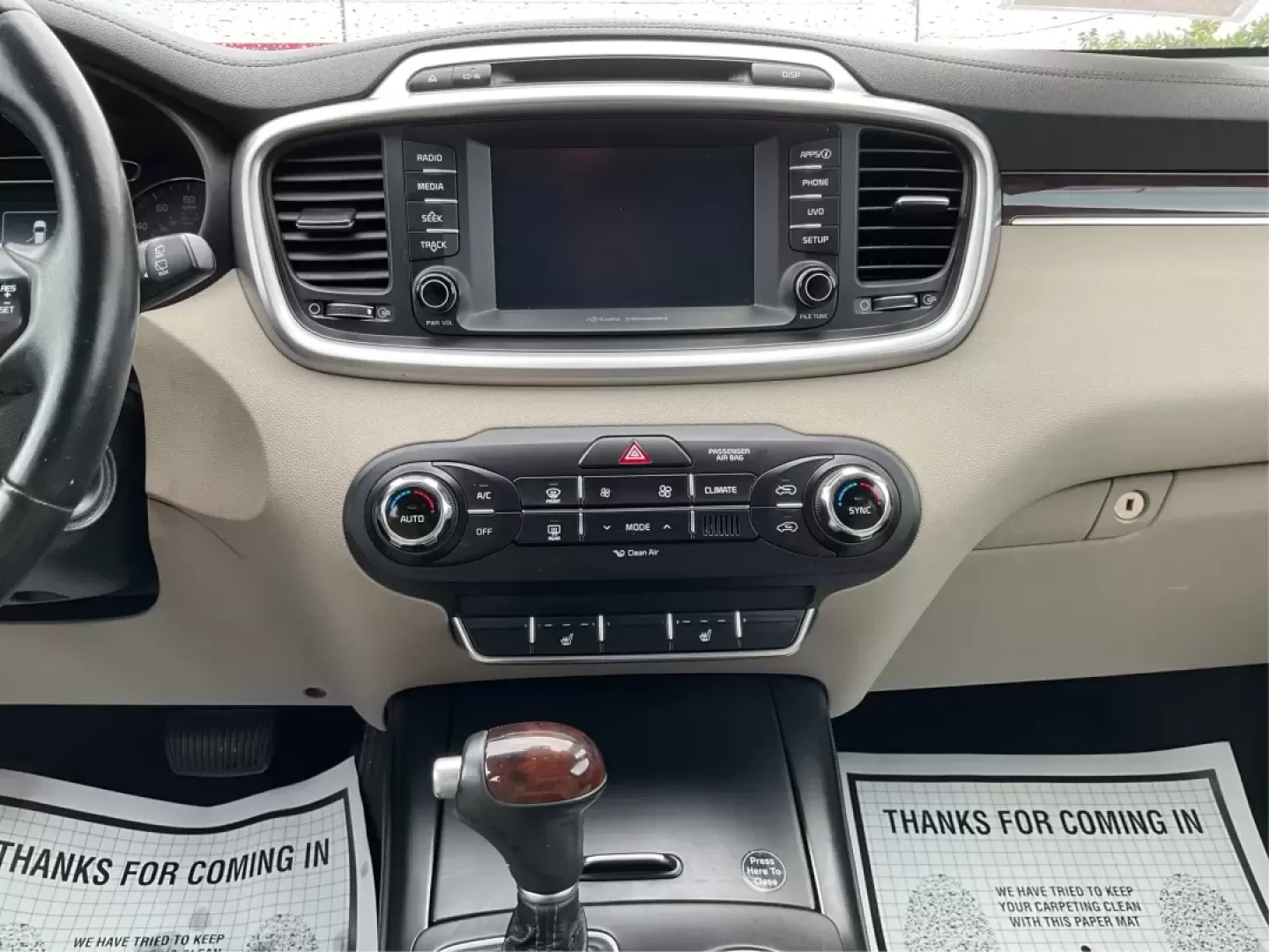 2018 Kia Sorento 2.4L LX (5XYPGDA30JG) with an 2.4L I-4 gasoline direct injection engine, located at 1099 N County Rd 25A , Troy, OH, 45373, (937) 908-9800, 40.057079, -84.212883 - **Explore the Open Road in Style with the 2018 Kia Sorento - Perfect for Every Family Adventure!**<br /> <br /> Are you ready for your next family road trip or weekend getaway? The 2018 Kia Sorento is the SUV that will elevate your lifestyle and ensure every journey is memorable. With its spacious i - Photo#13