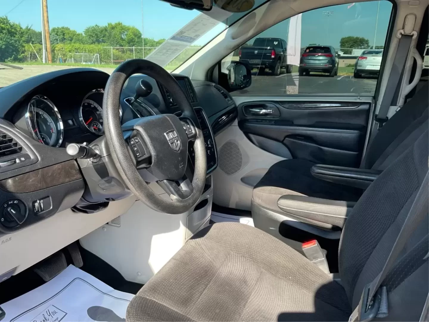 2018 Dodge Grand Caravan SE (2C4RDGBG5JR) with an Pentastar 3.6L V-6 DOHC engine, located at 4508 South Dixie Dr, Moraine, OH, 45439, (937) 908-9800, 39.689976, -84.218452 - **Explore the Open Road in Style with the 2018 Dodge Grand Caravan Perfect for Families on the Go!**<br /> <br /> Are you searching for a reliable vehicle that caters to your family's needs while offering comfort and versatility? Look no further than the 2018 Dodge Grand Caravan SE, available now a - Photo#9