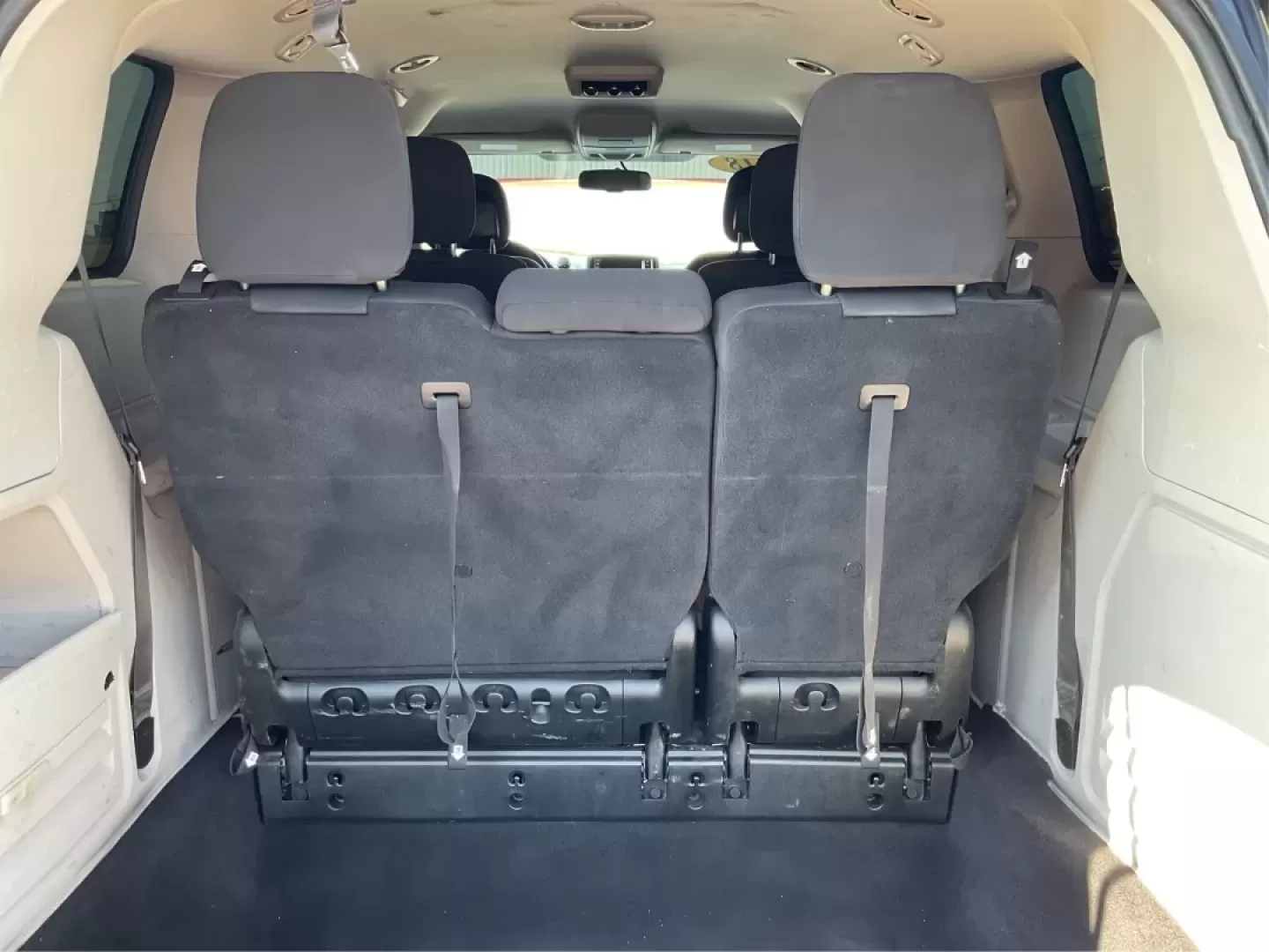 2018 Dodge Grand Caravan SE (2C4RDGBG5JR) with an Pentastar 3.6L V-6 DOHC engine, located at 1099 N County Rd 25A , Troy, OH, 45373, (937) 908-9800, 40.057079, -84.212883 - **Explore the Open Road in Style with the 2018 Dodge Grand Caravan Perfect for Families on the Go!**<br /> <br /> Are you searching for a reliable vehicle that caters to your family's needs while offering comfort and versatility? Look no further than the 2018 Dodge Grand Caravan SE, available now a - Photo#12