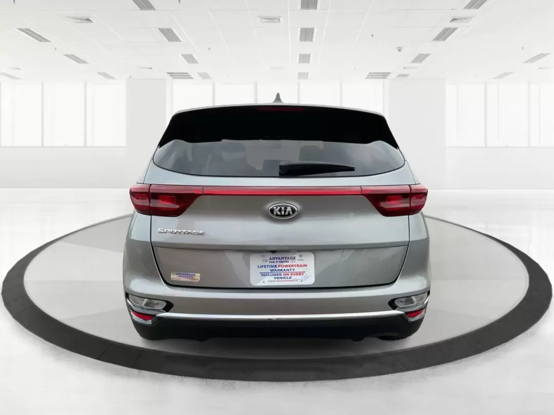 2020 Kia Sportage LX (KNDPMCAC7L7) with an Theta II 2.4L I-4 gasoline direct injection engine, located at 1951 S Dayton Lakeview Rd., New Carlisle, OH, 45344, (937) 908-9800, 39.890999, -84.050255 - **Adventure Awaits with the 2020 Kia Sportage LX Your Perfect Crossover Companion!**<br /> <br /> Are you ready to elevate your daily commutes or embark on unforgettable road trips with your family? Look no further! At Advantage Car and Credit in Fairborn, OH, we proudly present this stylish 2020 K - Photo#3