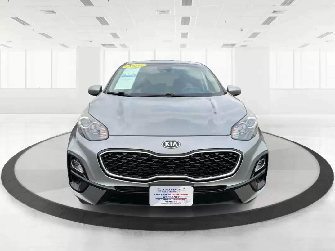 2020 Kia Sportage LX (KNDPMCAC7L7) with an Theta II 2.4L I-4 gasoline direct injection engine, located at 1951 S Dayton Lakeview Rd., New Carlisle, OH, 45344, (937) 908-9800, 39.890999, -84.050255 - **Adventure Awaits with the 2020 Kia Sportage LX Your Perfect Crossover Companion!**<br /> <br /> Are you ready to elevate your daily commutes or embark on unforgettable road trips with your family? Look no further! At Advantage Car and Credit in Fairborn, OH, we proudly present this stylish 2020 K - Photo#7
