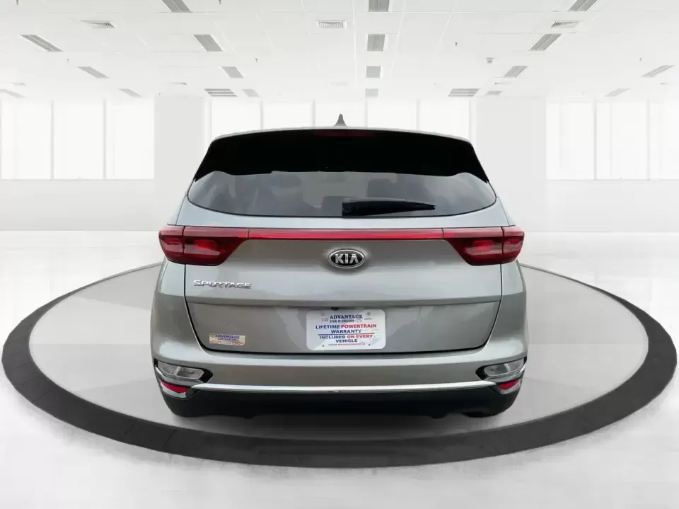 2020 Kia Sportage LX (KNDPMCAC7L7) with an Theta II 2.4L I-4 gasoline direct injection engine, 6A transmission, located at 1184 Kauffman Ave, Fairborn, OH, 45324, (937) 908-9800, 39.807072, -84.030914 - **Adventure Awaits with the 2020 Kia Sportage LX Your Perfect Crossover Companion!**<br /> <br /> Are you ready to elevate your daily commutes or embark on unforgettable road trips with your family? Look no further! At Advantage Car and Credit in Fairborn, OH, we proudly present this stylish 2020 K - Photo#3