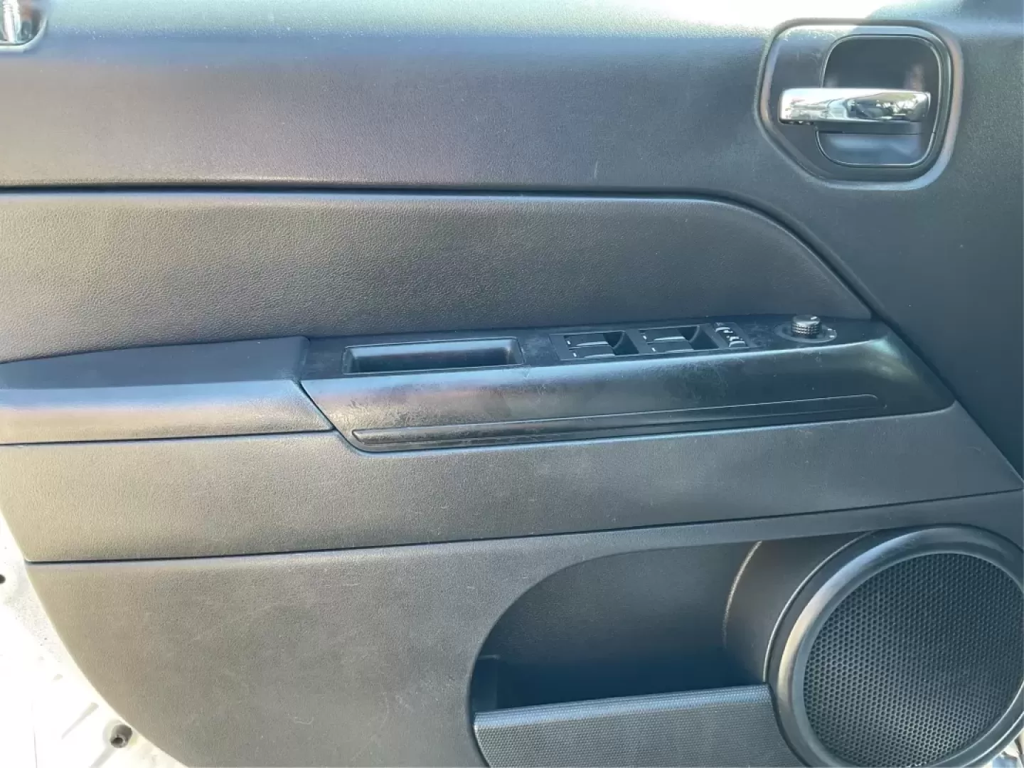 2016 Jeep Patriot Sport (1C4NJPBA0GD) with an Other engine, located at 401 Woodman Dr, Riverside, OH, 45431, (937) 908-9800, 39.760899, -84.123421 - **Unleash Your Adventurous Spirit with This 2016 Jeep Patriot Sport!**<br /> <br /> Are you looking for the perfect vehicle to elevate your weekend adventures or a reliable daily commuter? Look no further than this **2016 Jeep Patriot Sport**, now available at **Advantage Car and Credit - Xenia**. N - Photo#17