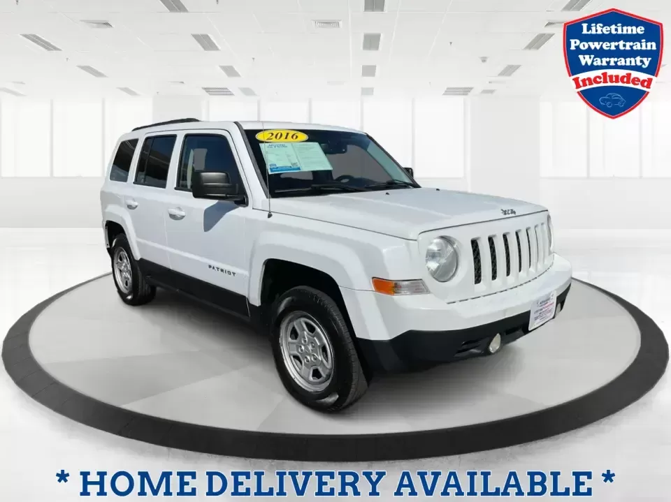 2016 Jeep Patriot Sport (1C4NJPBA0GD) with an 2.0L L4 DOHC 16V engine, Automatic transmission, located at 1951 S Dayton Lakeview Rd., New Carlisle, OH, 45344, (937) 908-9800, 39.890999, -84.050255 - **Unleash Your Adventurous Spirit with This 2016 Jeep Patriot Sport!**<br /> <br /> Are you looking for the perfect vehicle to elevate your weekend adventures or a reliable daily commuter? Look no further than this **2016 Jeep Patriot Sport**, now available at **Advantage Car and Credit - Xenia**. N - Photo#0