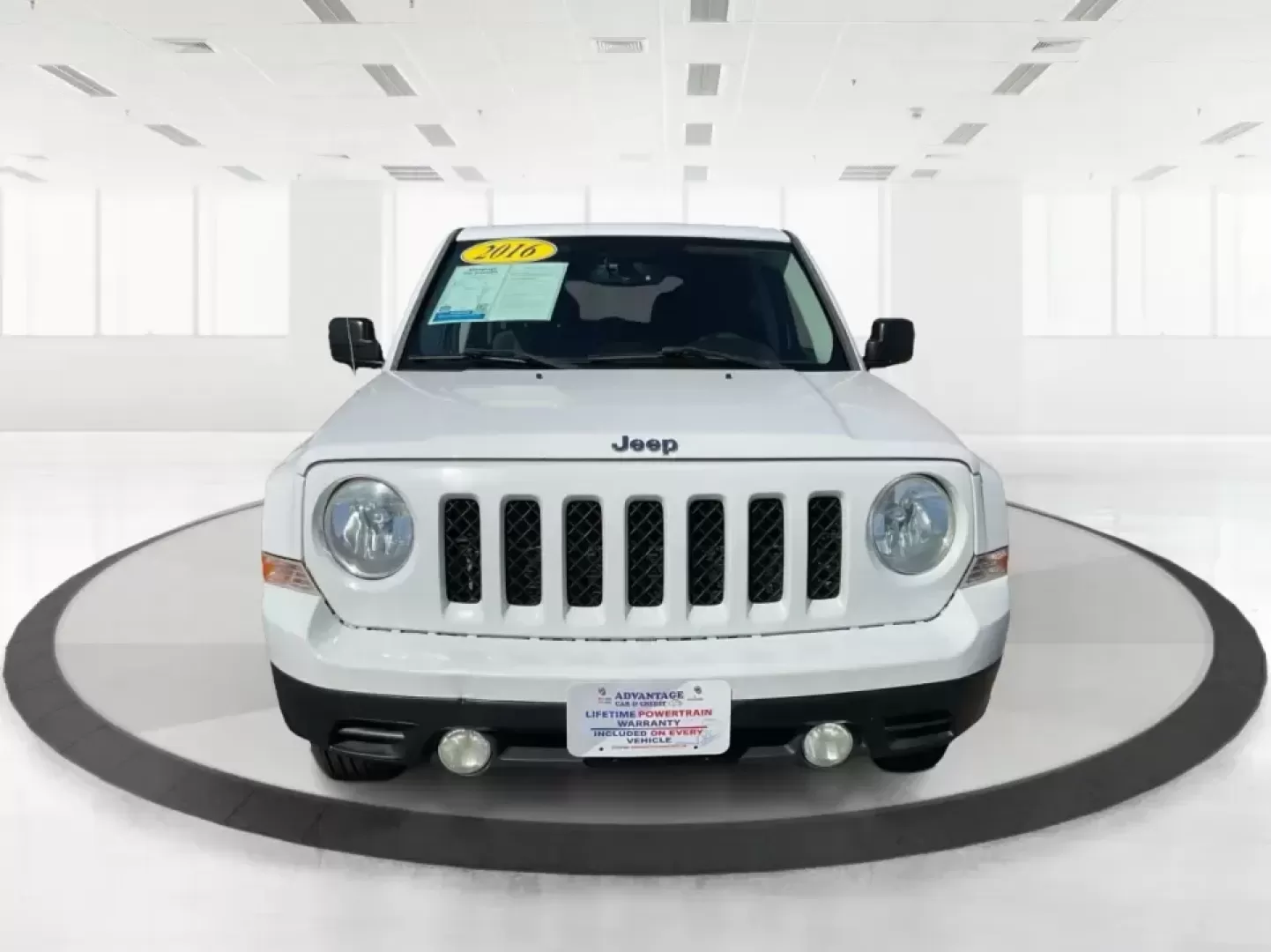 2016 Jeep Patriot Sport (1C4NJPBA0GD) with an 2.0L L4 DOHC 16V engine, Automatic transmission, located at 4508 South Dixie Dr, Moraine, OH, 45439, (937) 908-9800, 39.689976, -84.218452 - Picture your next Ohio weekend: a quick commute up South Dixie Drive, a grocery run near the Dayton Mall area, then an easy escape to Twin Creek MetroPark or a day trip into downtown Dayton-without driving something oversized or hard on your budget. This 2016 Jeep Patriot Sport is the kind of compac - Photo#7