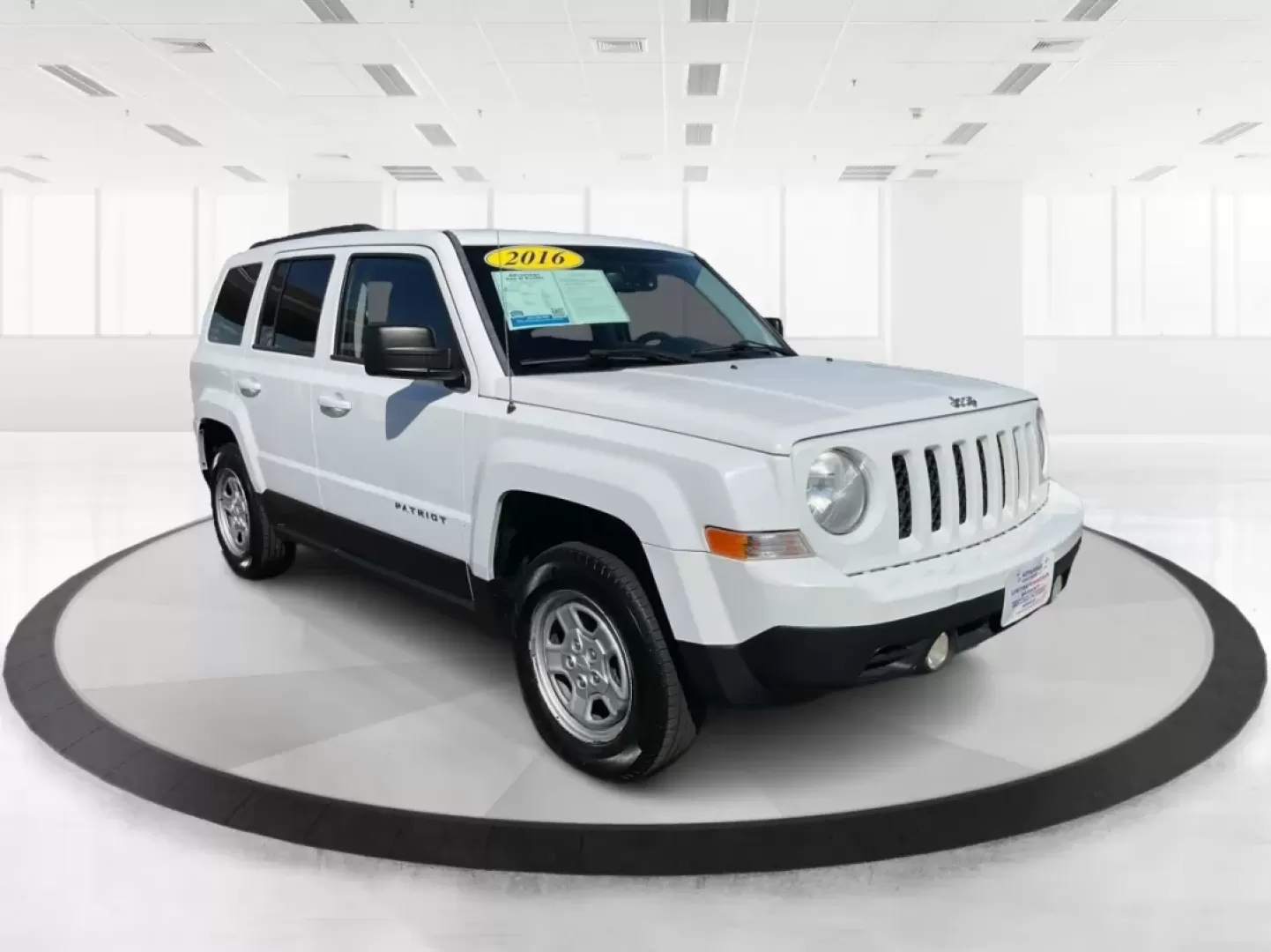 2016 Jeep Patriot Sport (1C4NJPBA0GD) with an Other engine, located at 1230 East Main St, Xenia, OH, 45385, (937) 908-9800, 39.688026, -83.910172 - **Unleash Your Adventurous Spirit with This 2016 Jeep Patriot Sport!**<br /> <br /> Are you looking for the perfect vehicle to elevate your weekend adventures or a reliable daily commuter? Look no further than this **2016 Jeep Patriot Sport**, now available at **Advantage Car and Credit - Xenia**. N - Photo#0