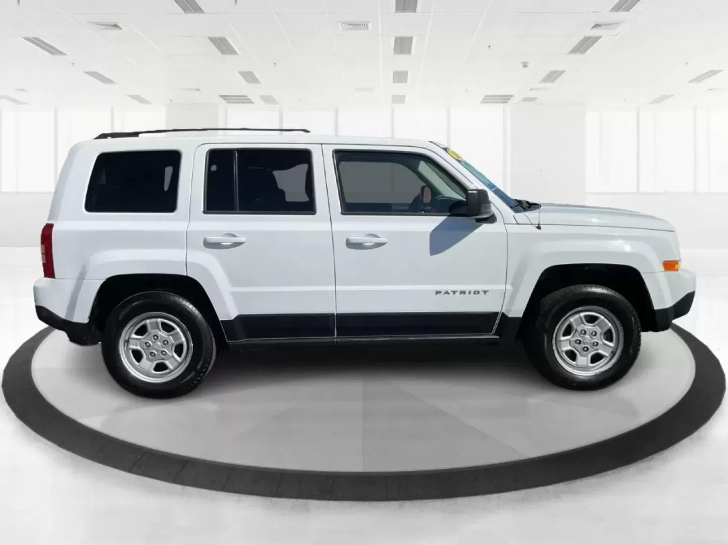 2016 Jeep Patriot Sport (1C4NJPBA0GD) with an Other engine, located at 1230 East Main St, Xenia, OH, 45385, (937) 908-9800, 39.688026, -83.910172 - **Unleash Your Adventurous Spirit with This 2016 Jeep Patriot Sport!**<br /> <br /> Are you looking for the perfect vehicle to elevate your weekend adventures or a reliable daily commuter? Look no further than this **2016 Jeep Patriot Sport**, now available at **Advantage Car and Credit - Xenia**. N - Photo#1
