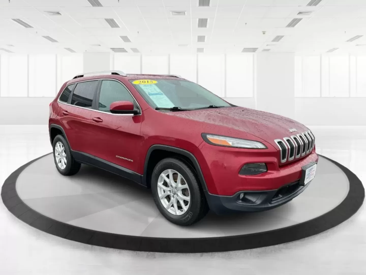 2015 Jeep Cherokee Latitude (1C4PJMCB4FW) with an Other engine, located at 1230 East Main St, Xenia, OH, 45385, (937) 908-9800, 39.688026, -83.910172 - **Adventure Awaits: 2015 Jeep Cherokee Latitude in Stunning Deep Cherry Red!**<br /> <br /> If you seek a versatile vehicle that effortlessly adapts to your lifestyle, look no further than this 2015 Jeep Cherokee Latitude, perfect for families, commuters, or anyone with a spirit for adventure. With - Photo#0