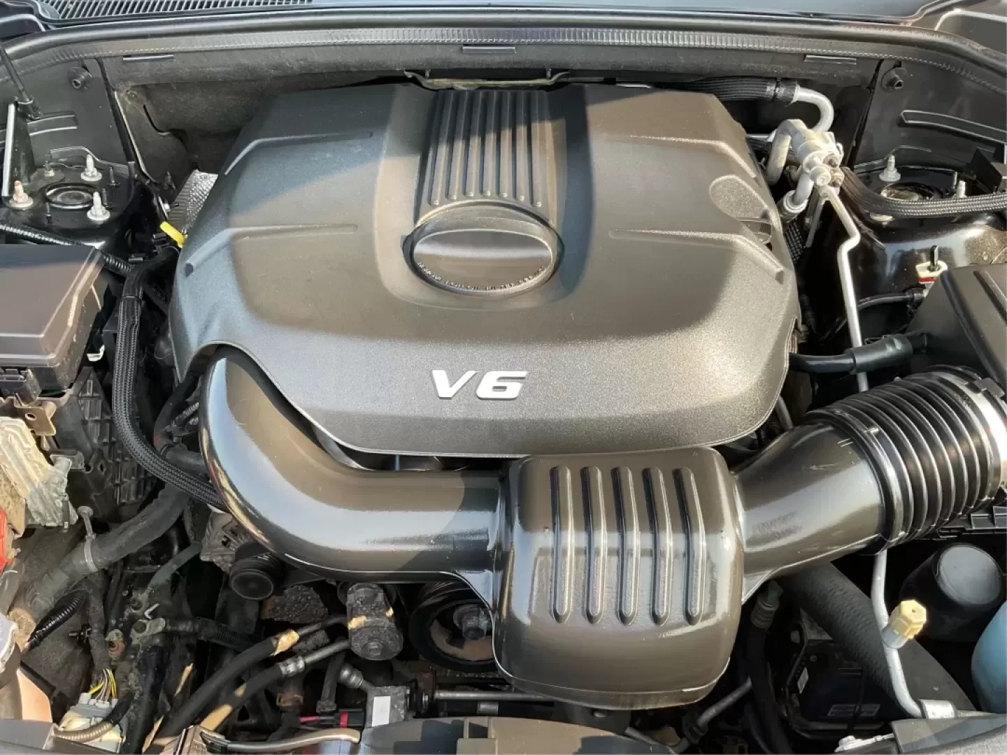 2015 Dodge Durango Limited (1C4RDJDGXFC) with an Other engine, located at 880 E. National Road, Vandalia, OH, 45377, (937) 908-9800, 39.891918, -84.183594 - **Discover Adventure with the 2015 Dodge Durango Limited at Advantage Car and Credit in New Carlisle, OH!**<br /> <br /> Are you on the lookout for a versatile SUV that can handle weekend adventures, family outings, or daily commutes? Look no further! The 2015 Dodge Durango Limited is designed for t - Photo#11